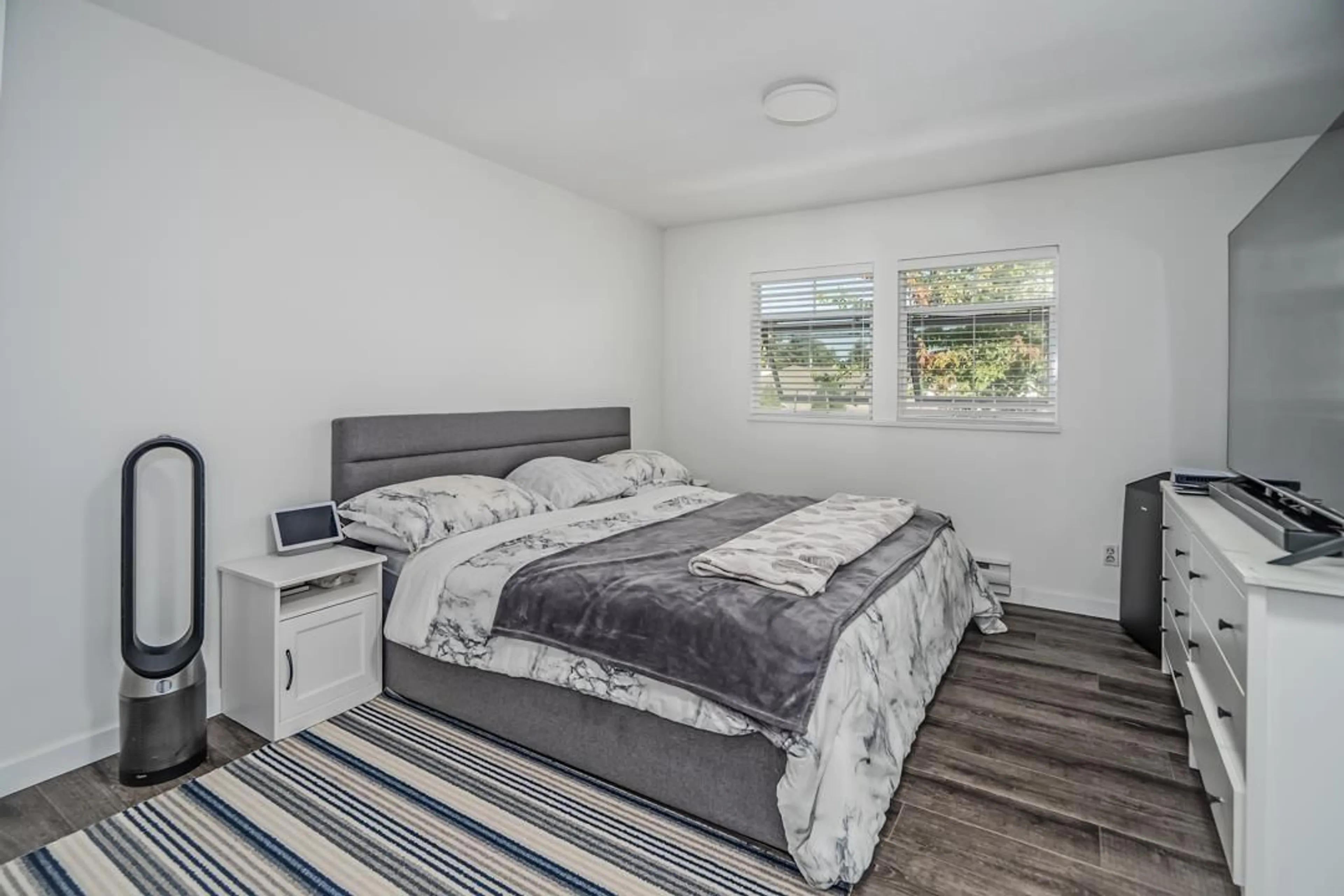 Bedroom with bed, unknown for 89 - 16318 82, Surrey British Columbia V4N0N9