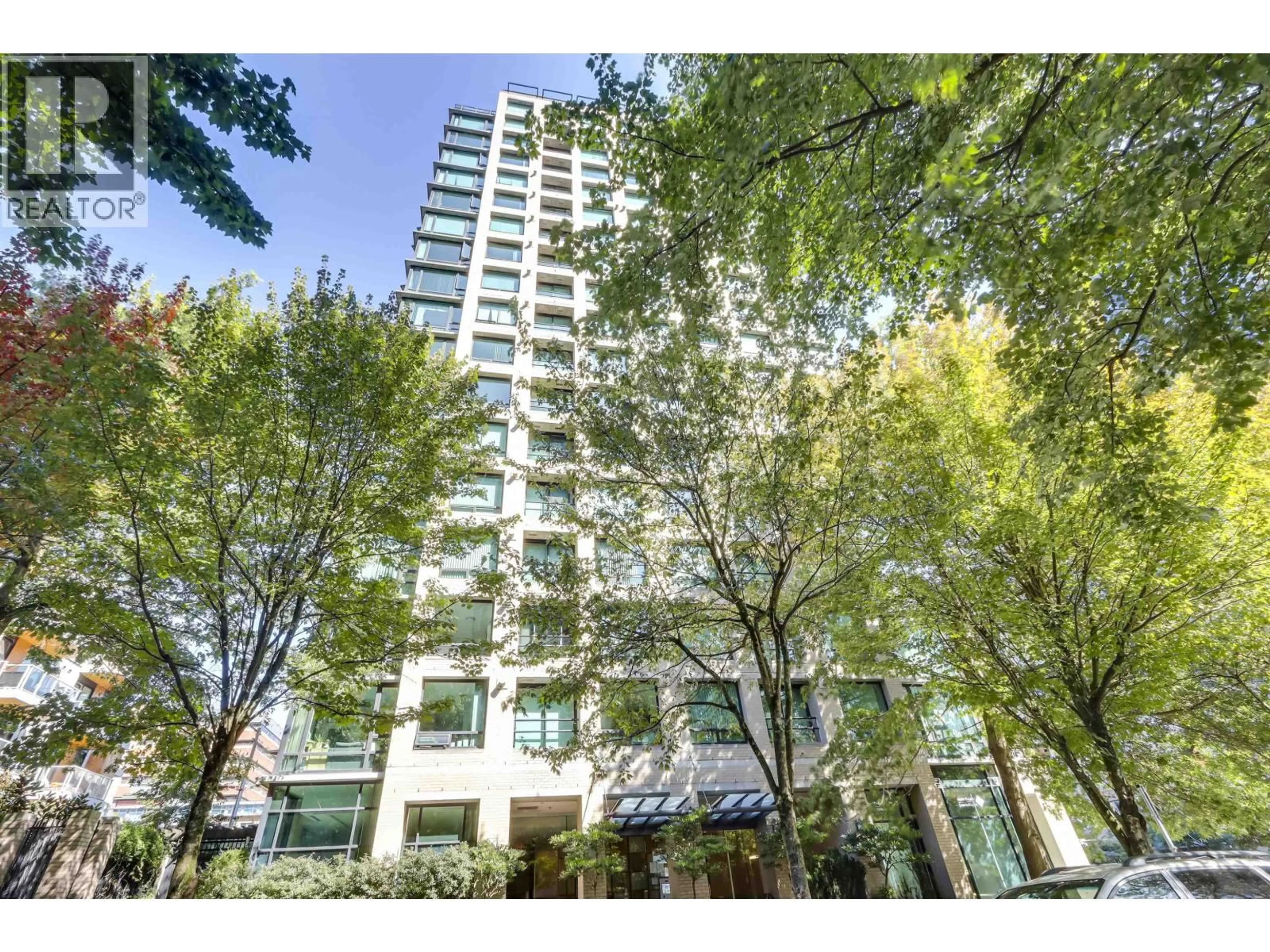 Indoor foyer for 1406 - 1003 BURNABY STREET, Vancouver British Columbia V6E4R7