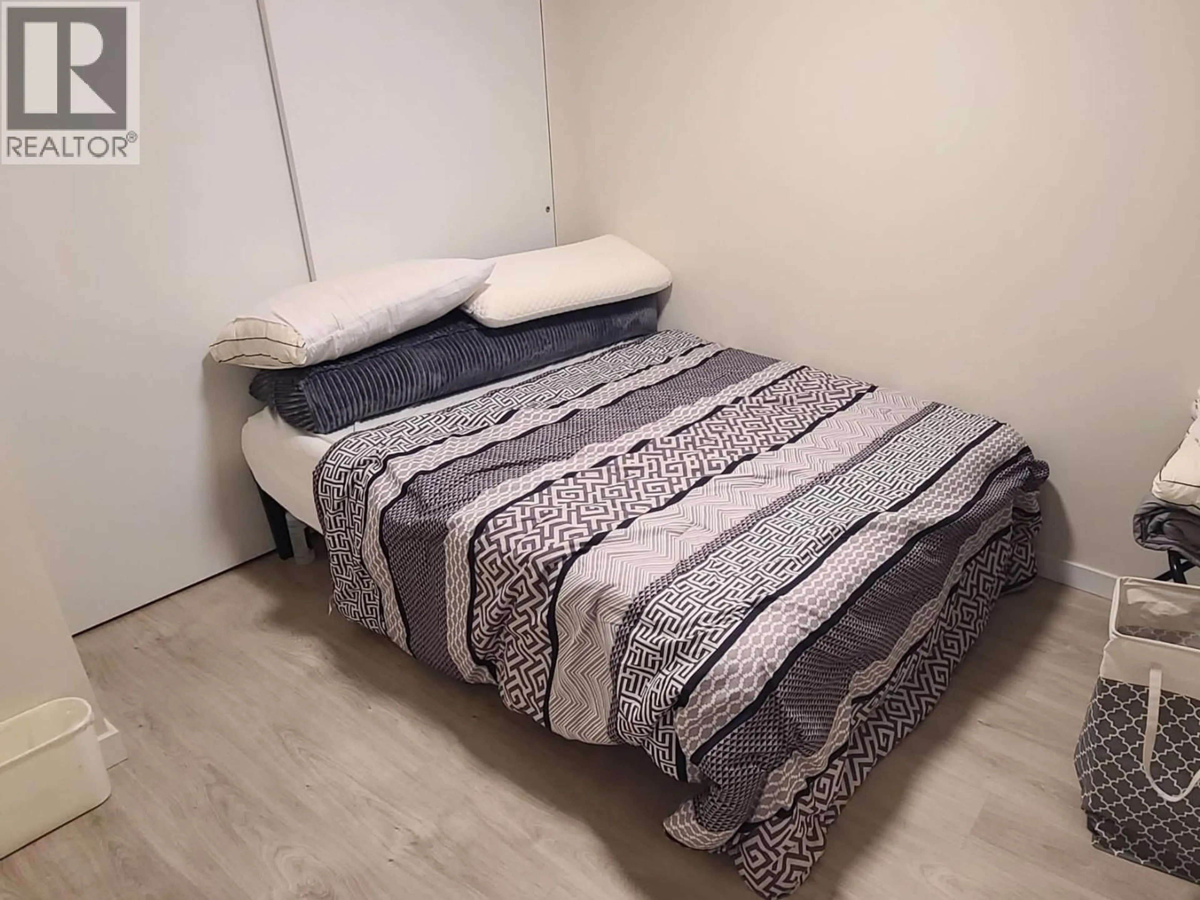 Bedroom with bed, unknown for 512 - 7831 WESTMINSTER HIGHWAY, Richmond British Columbia V6X1A4