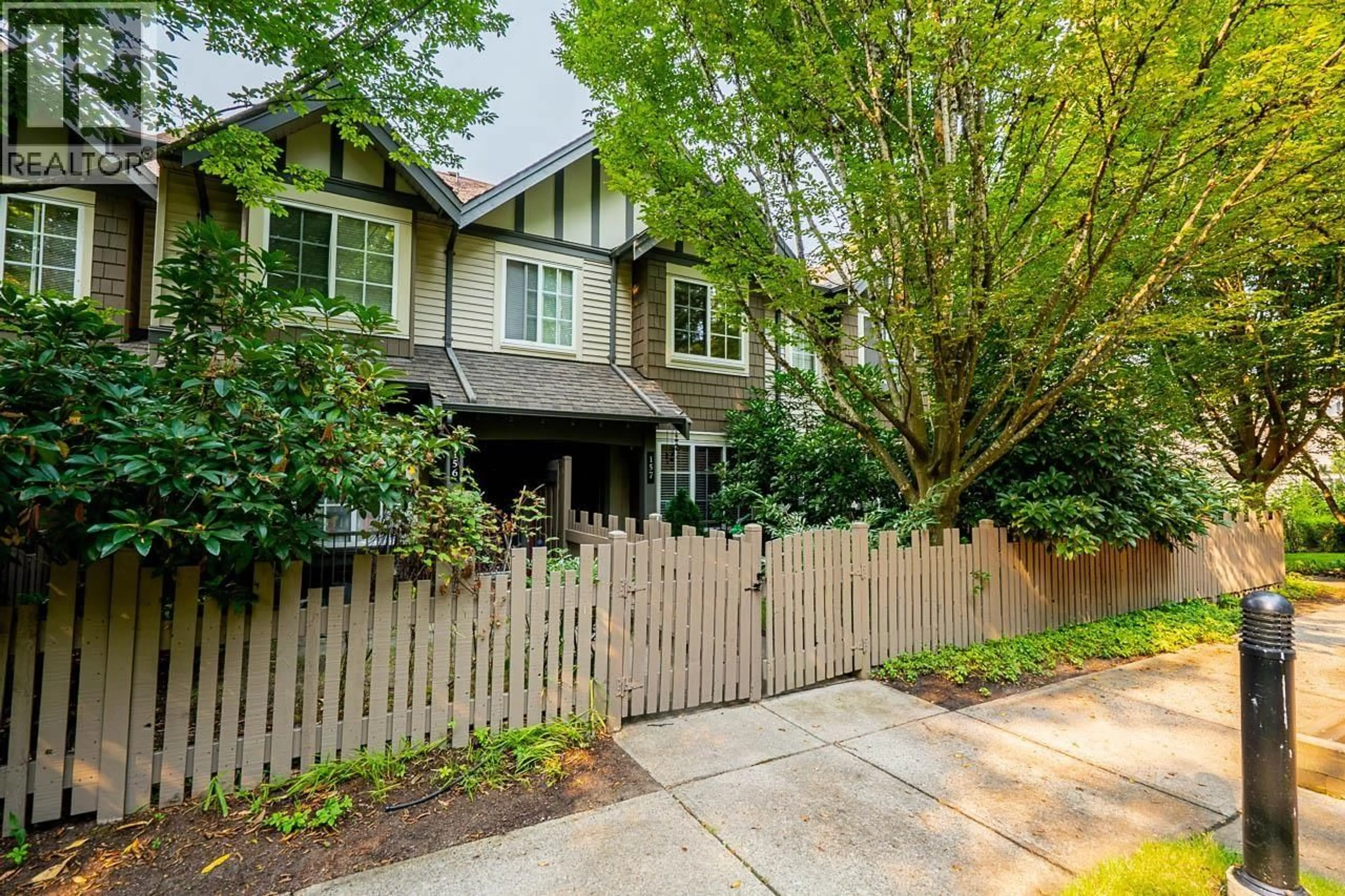 Home with brick exterior material, street for 157 - 3288 NOEL DRIVE, Burnaby British Columbia V3J1J8