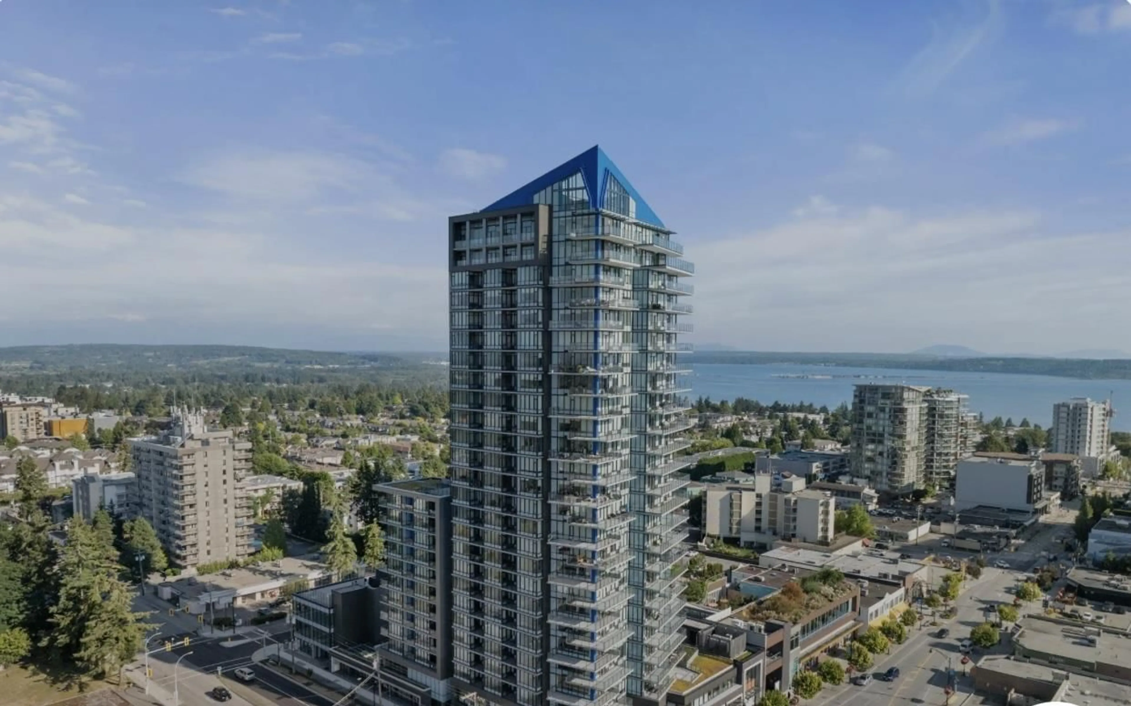 A pic from outside/outdoor area/front of a property/back of a property/a pic from drone, city buildings view from balcony for 1406 - 1588 JOHNSTON, White Rock British Columbia V4B0C5