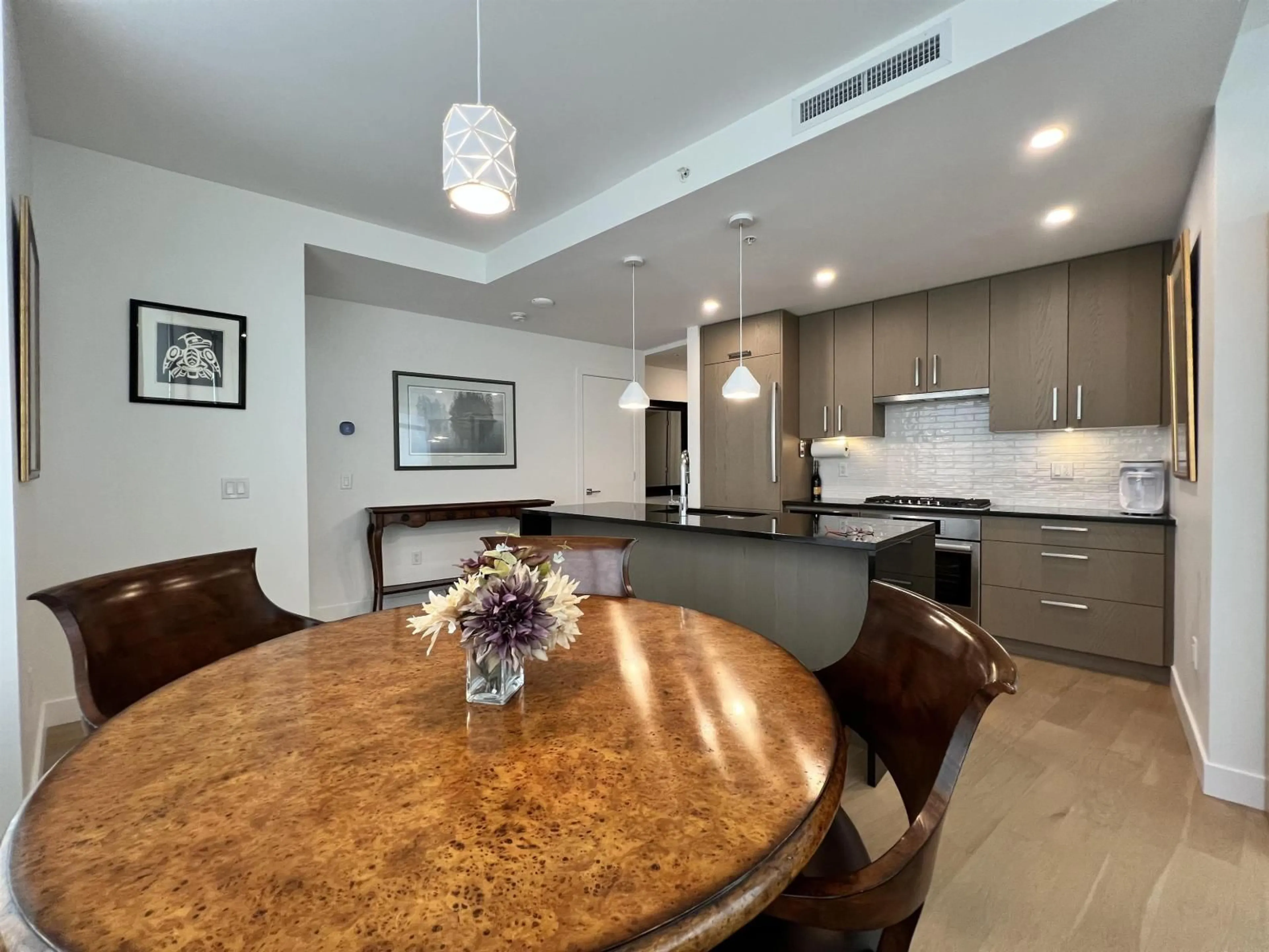 Open concept kitchen, unknown for 1406 - 1588 JOHNSTON, White Rock British Columbia V4B0C5