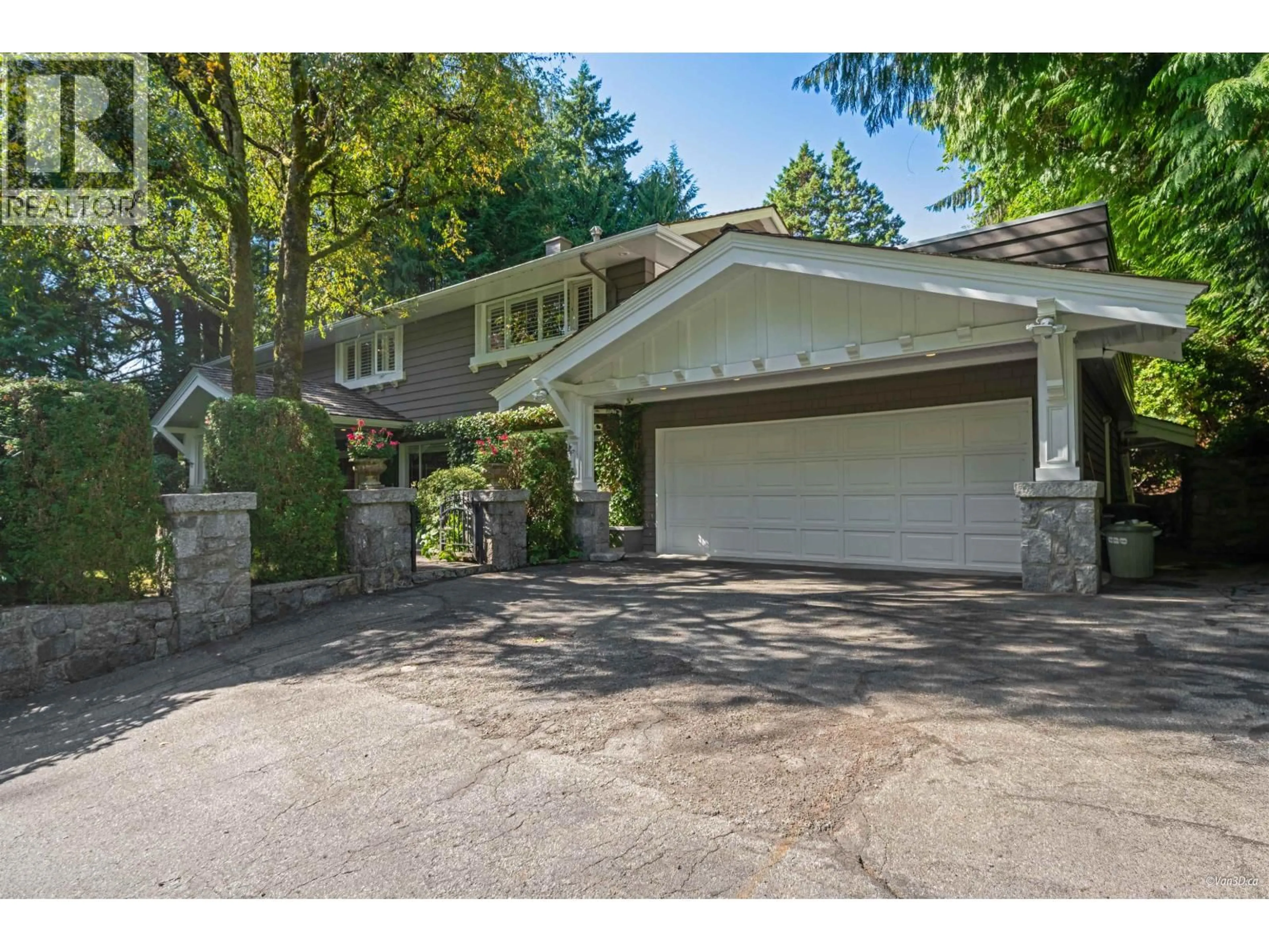 Unknown for 485 SOUTHBOROUGH DRIVE, West Vancouver British Columbia V7S1M4