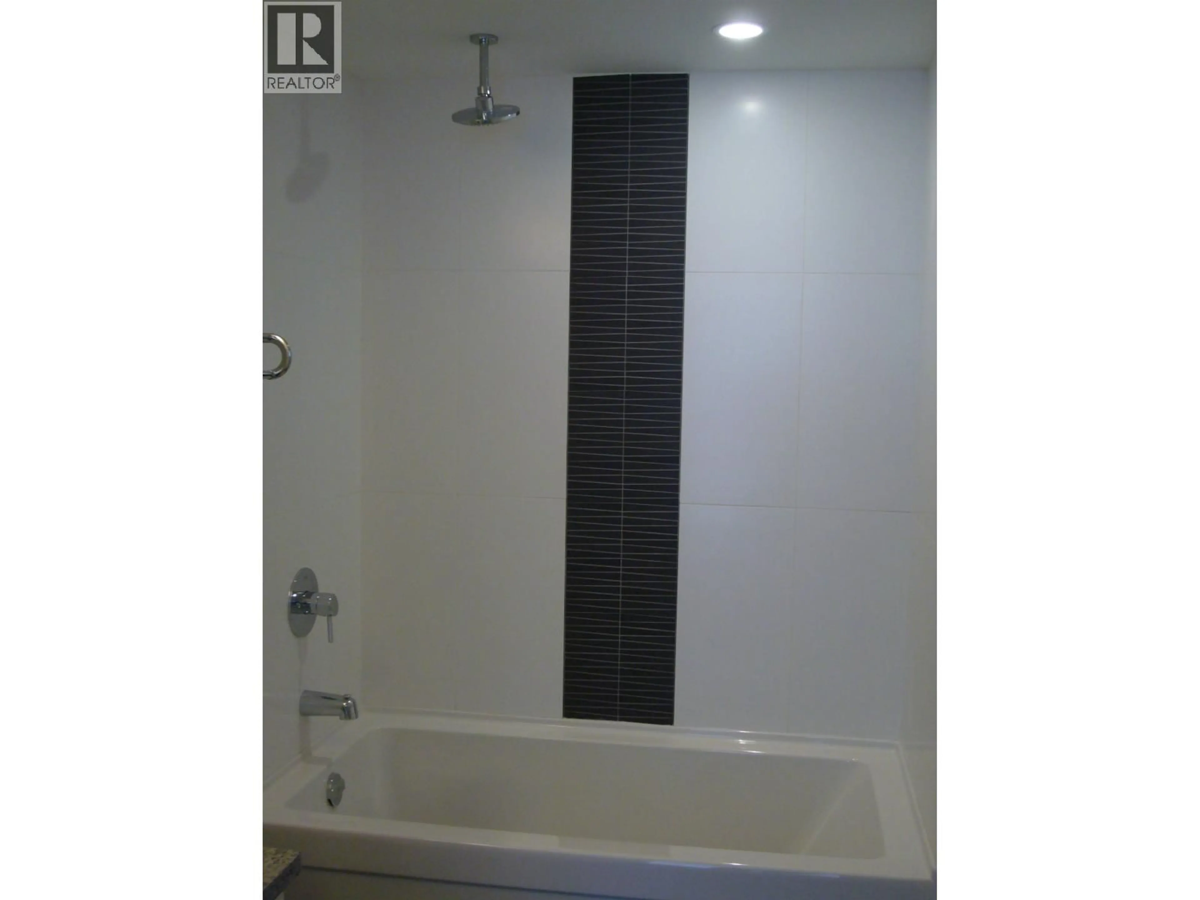 A pic of a room for 2506 - 2968 GLEN DRIVE, Coquitlam British Columbia V3B0C4