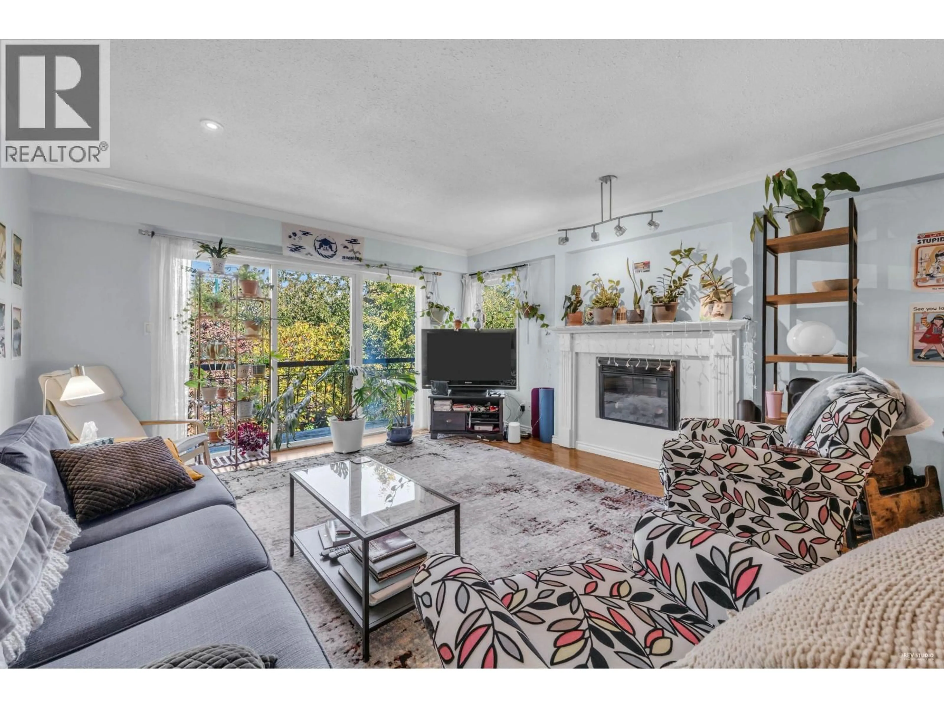 Living room with furniture, unknown for 3636 18TH AVENUE, Vancouver British Columbia V6S1B2
