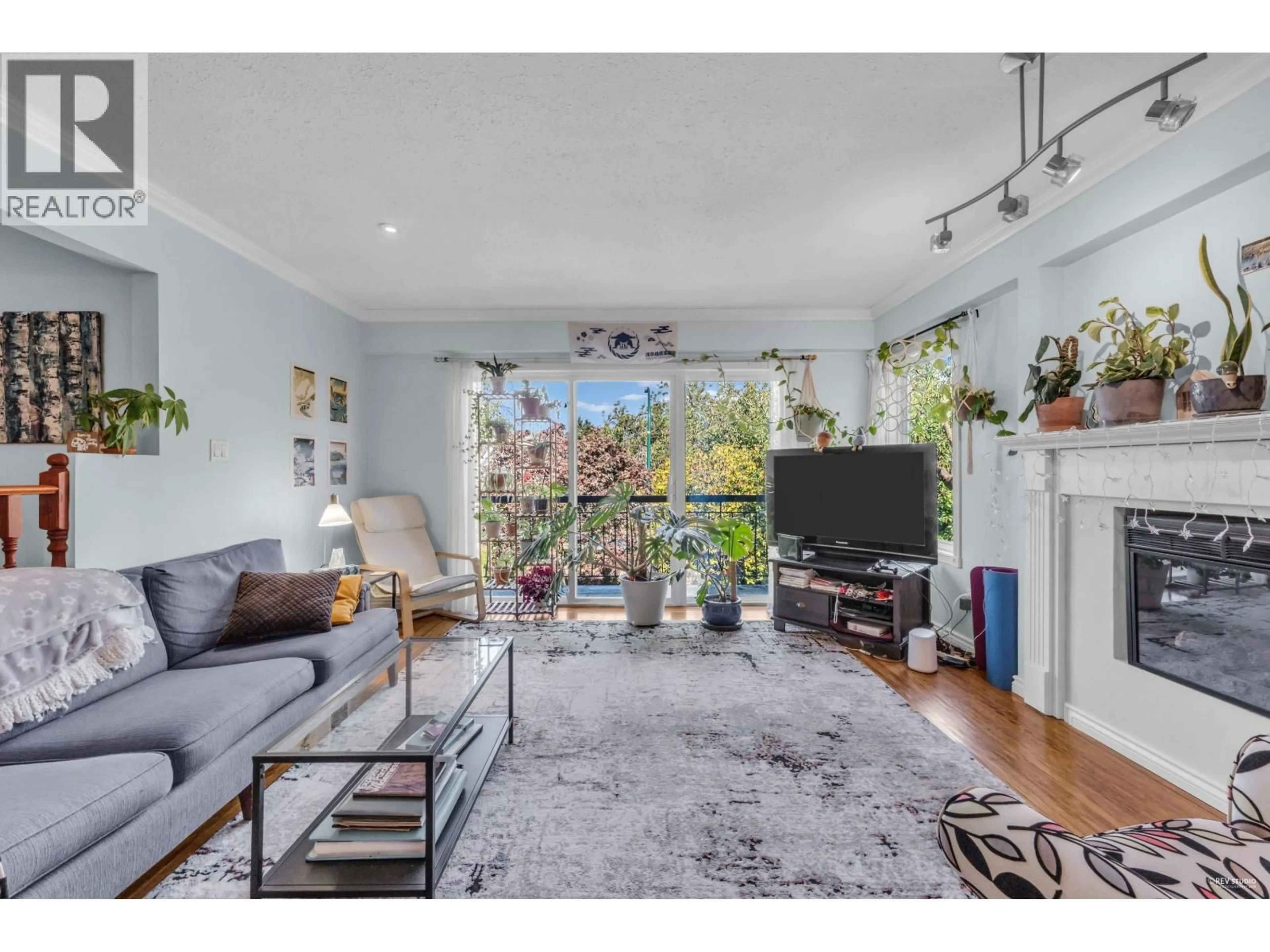 Living room with furniture, unknown for 3636 18TH AVENUE, Vancouver British Columbia V6S1B2