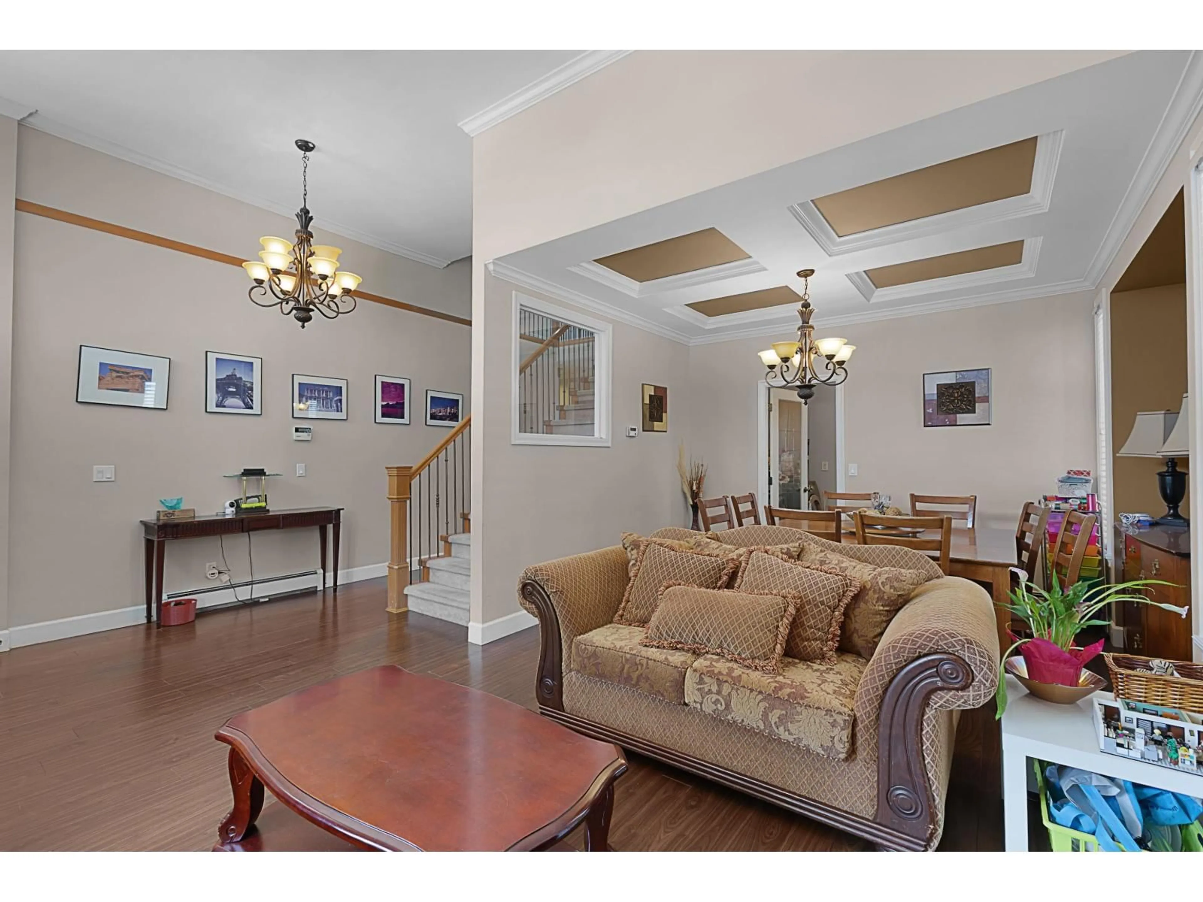 Living room with furniture, unknown for 14781 67A, Surrey British Columbia V3S4P9