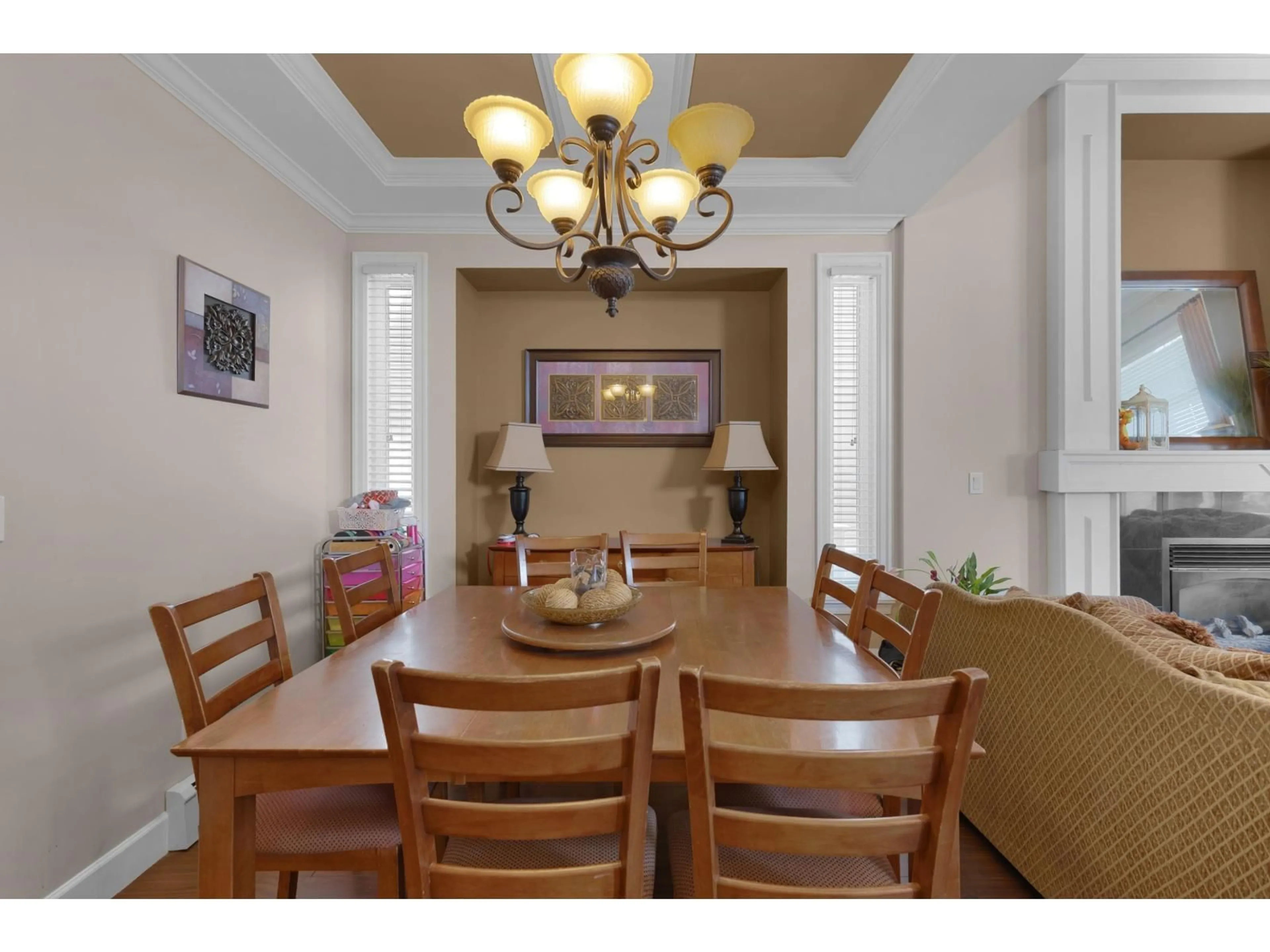 Dining room, wood/laminate floor for 14781 67A, Surrey British Columbia V3S4P9