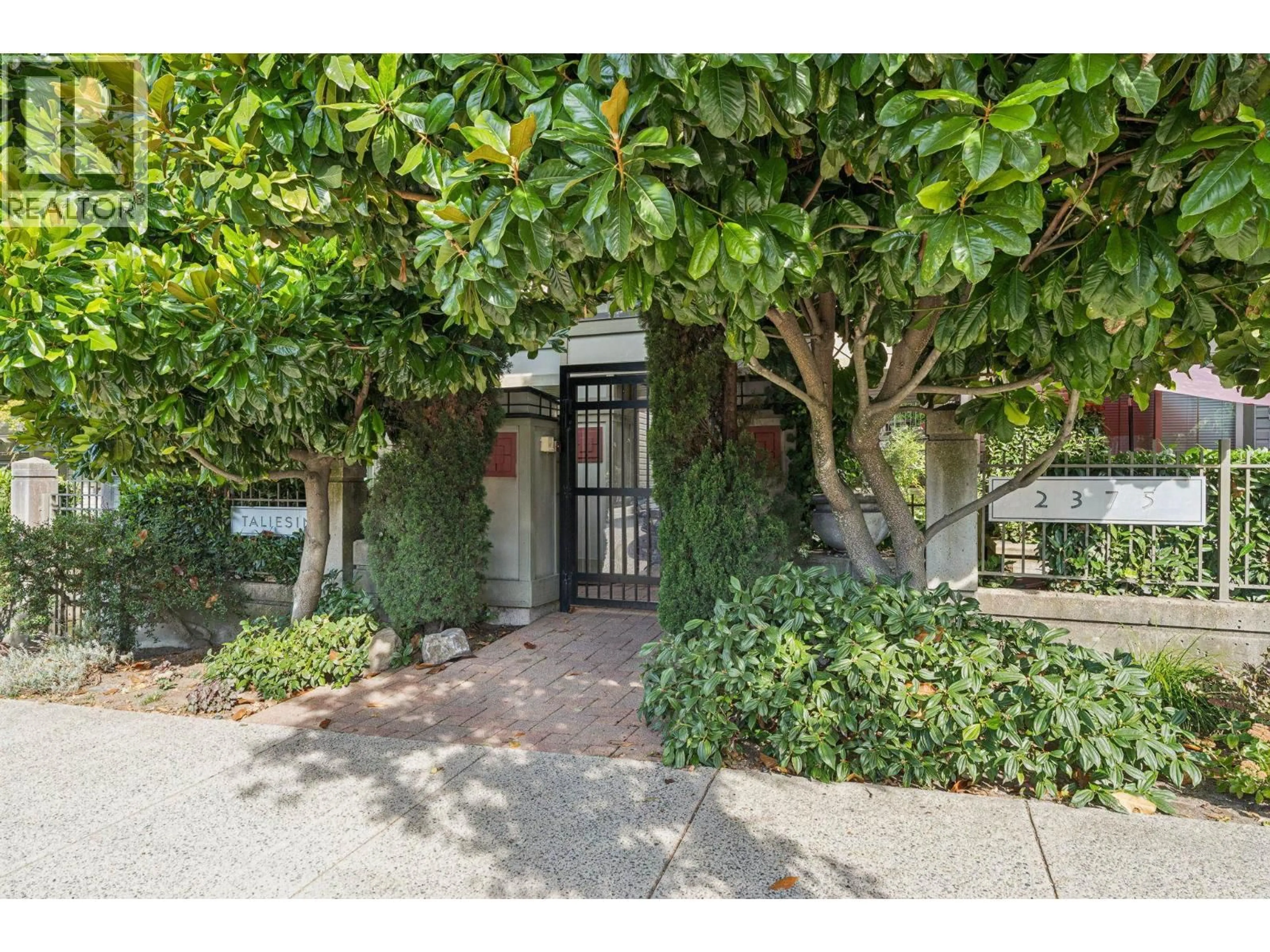 Unknown for 11 - 2375 BROADWAY, Vancouver British Columbia V6K2E6