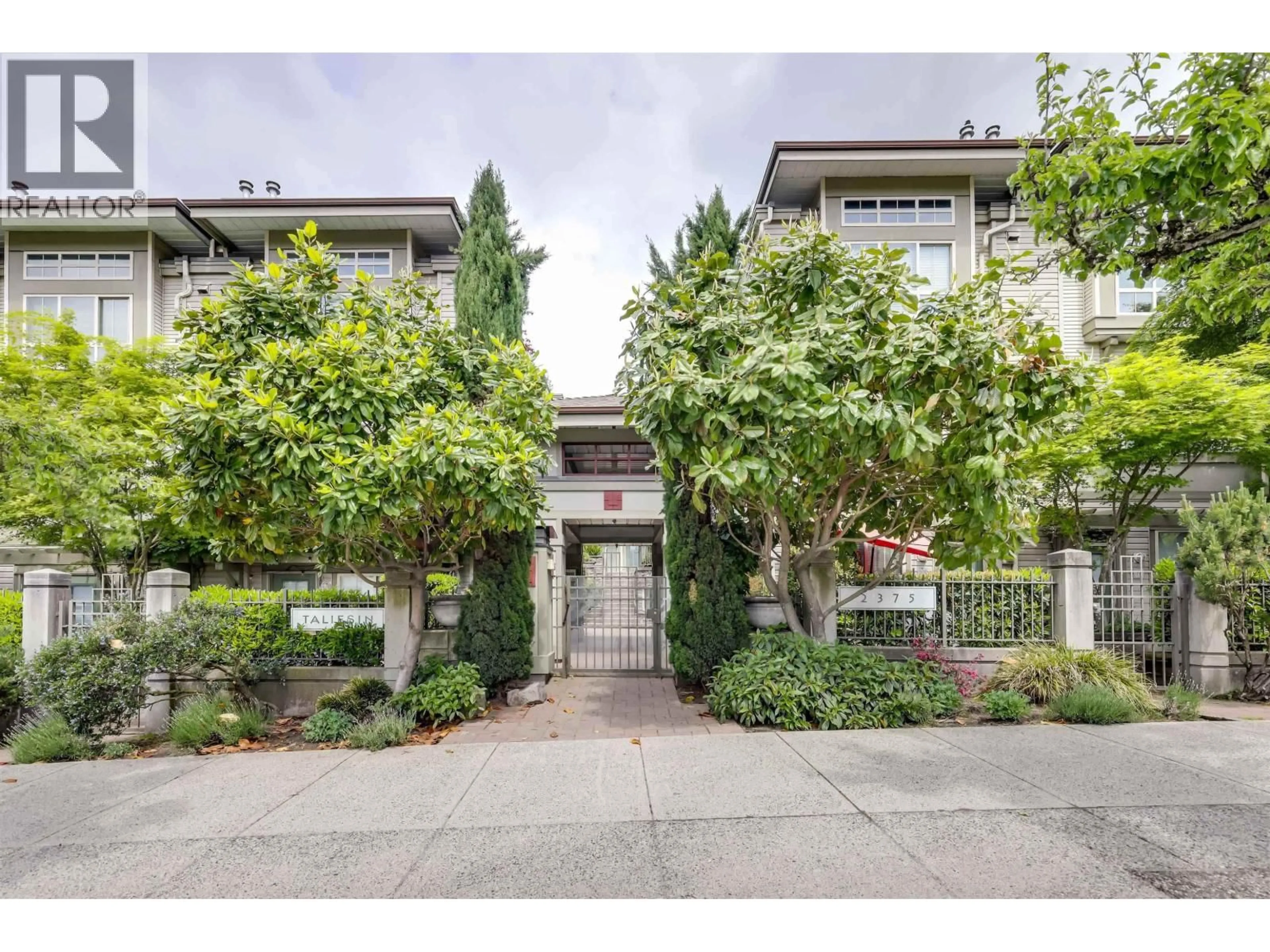 Unknown for 11 - 2375 BROADWAY, Vancouver British Columbia V6K2E6