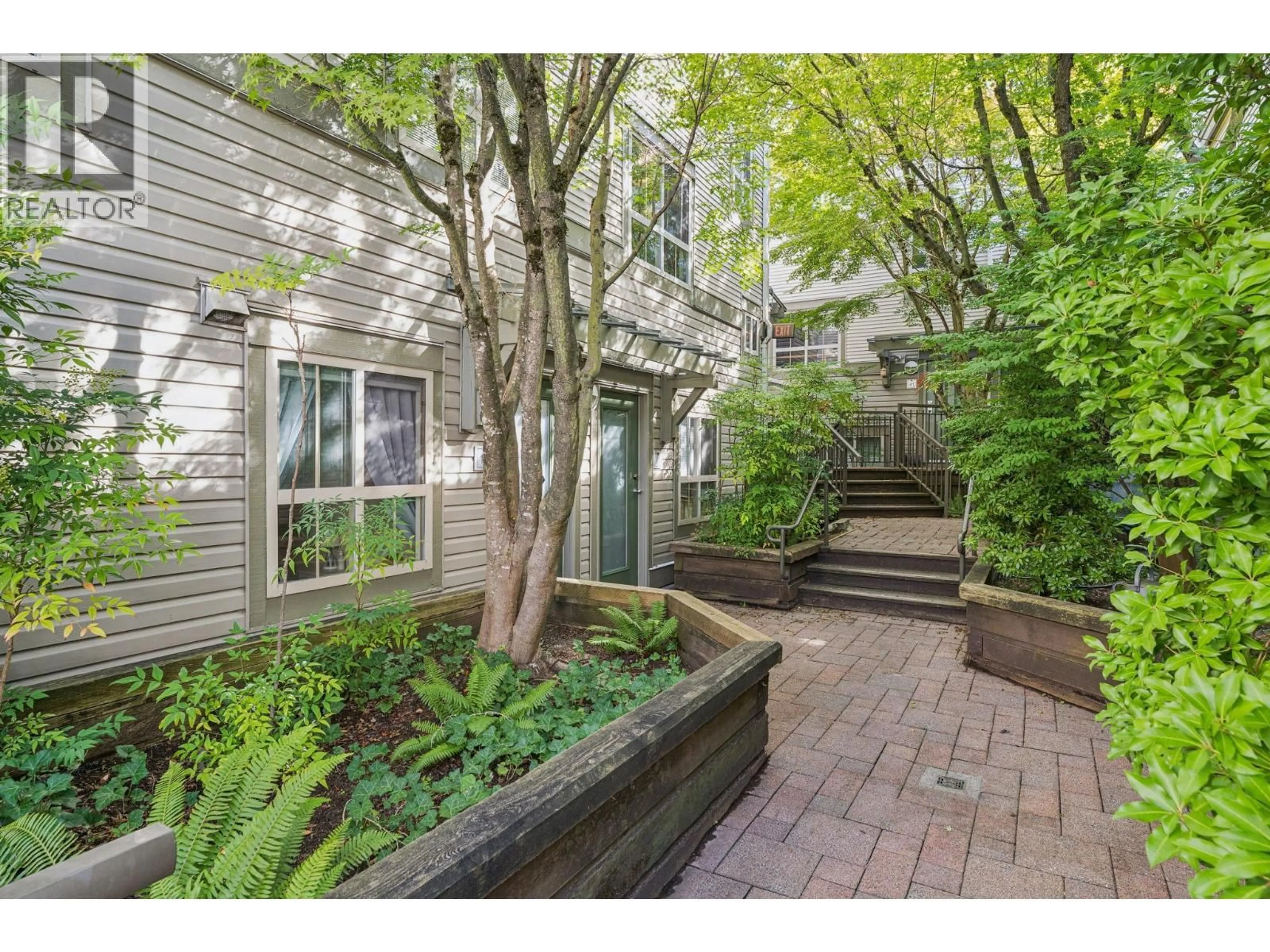 Patio, street for 11 - 2375 BROADWAY, Vancouver British Columbia V6K2E6