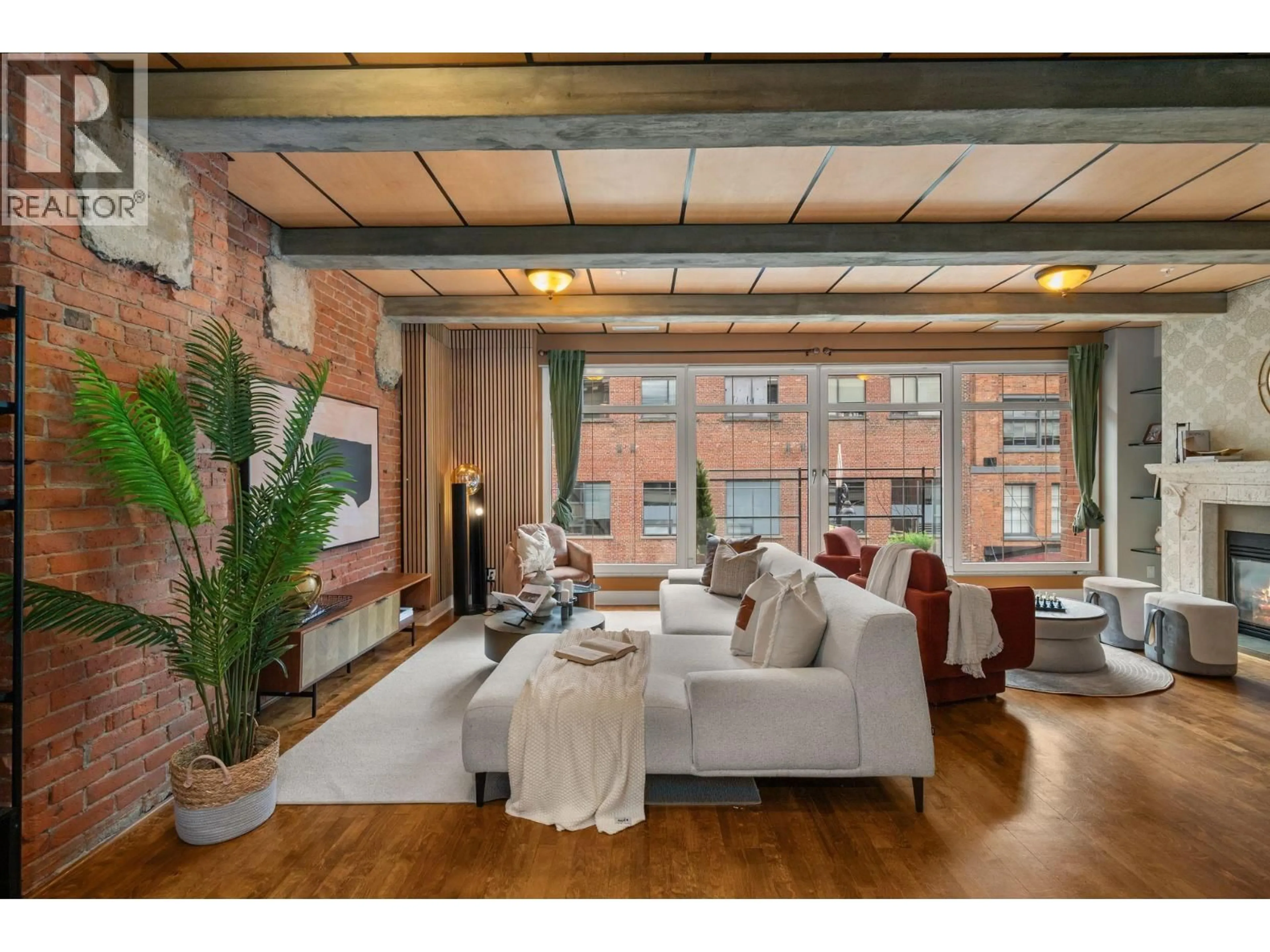 Living room with furniture, unknown for 301 - 1155 MAINLAND STREET, Vancouver British Columbia V6B5P2