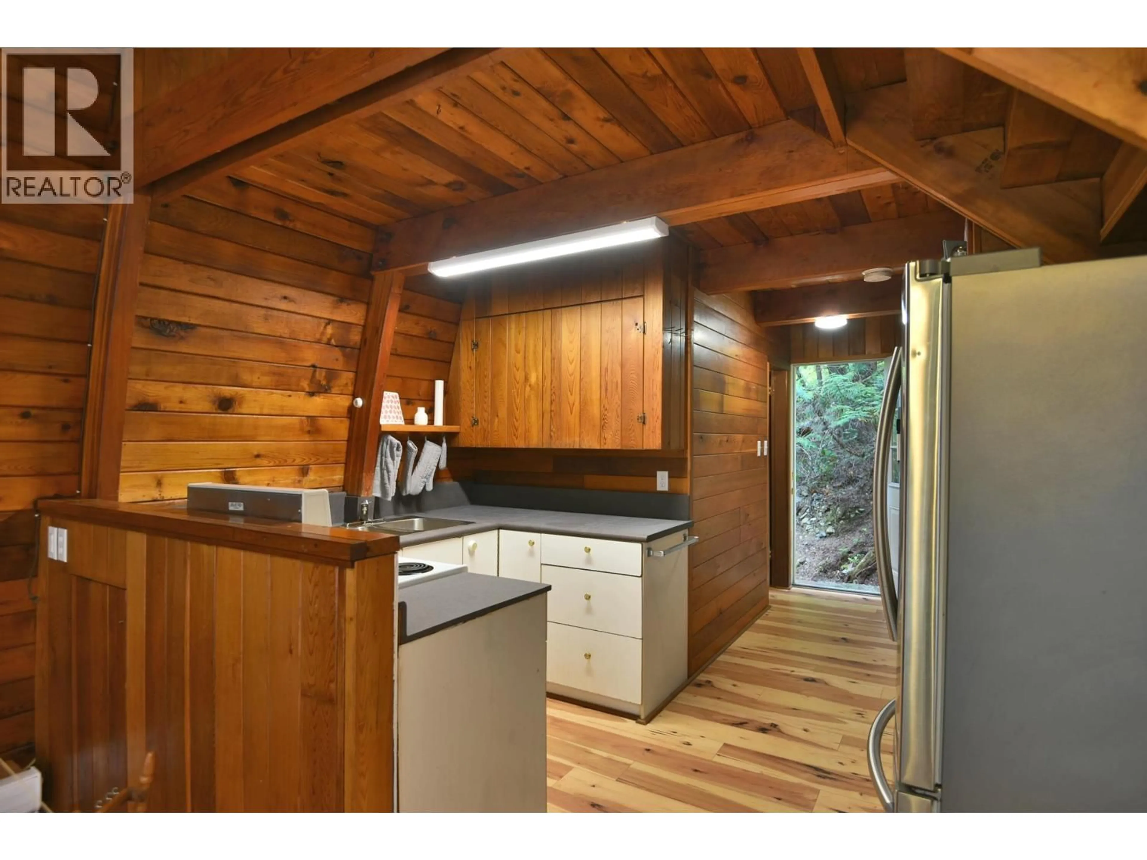 Unknown for 5569 SANS SOUCI ROAD, Halfmoon Bay British Columbia V7Z1B6