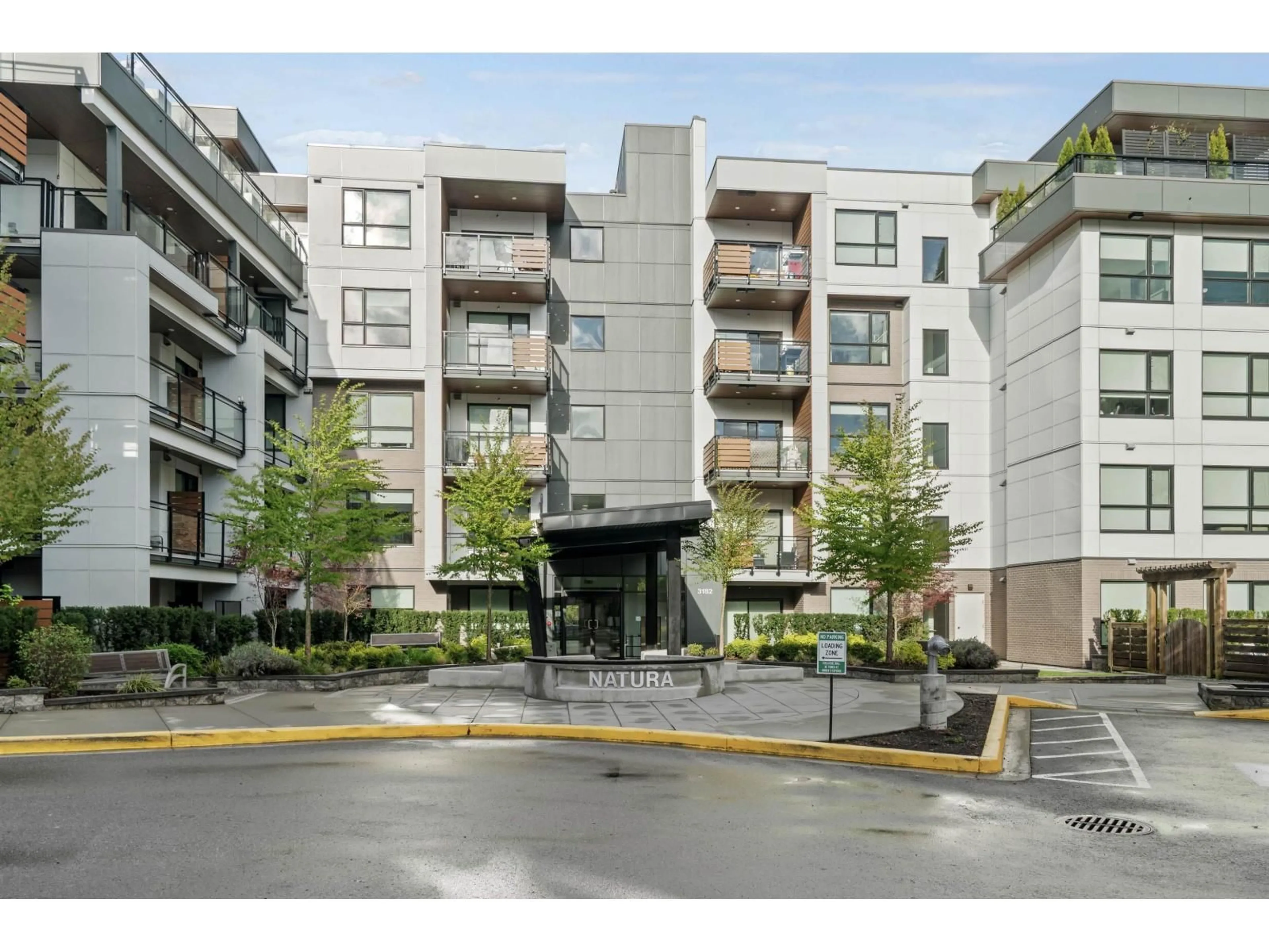 Unknown for 502 - 3182 GLADWIN, Abbotsford British Columbia V2T0K8