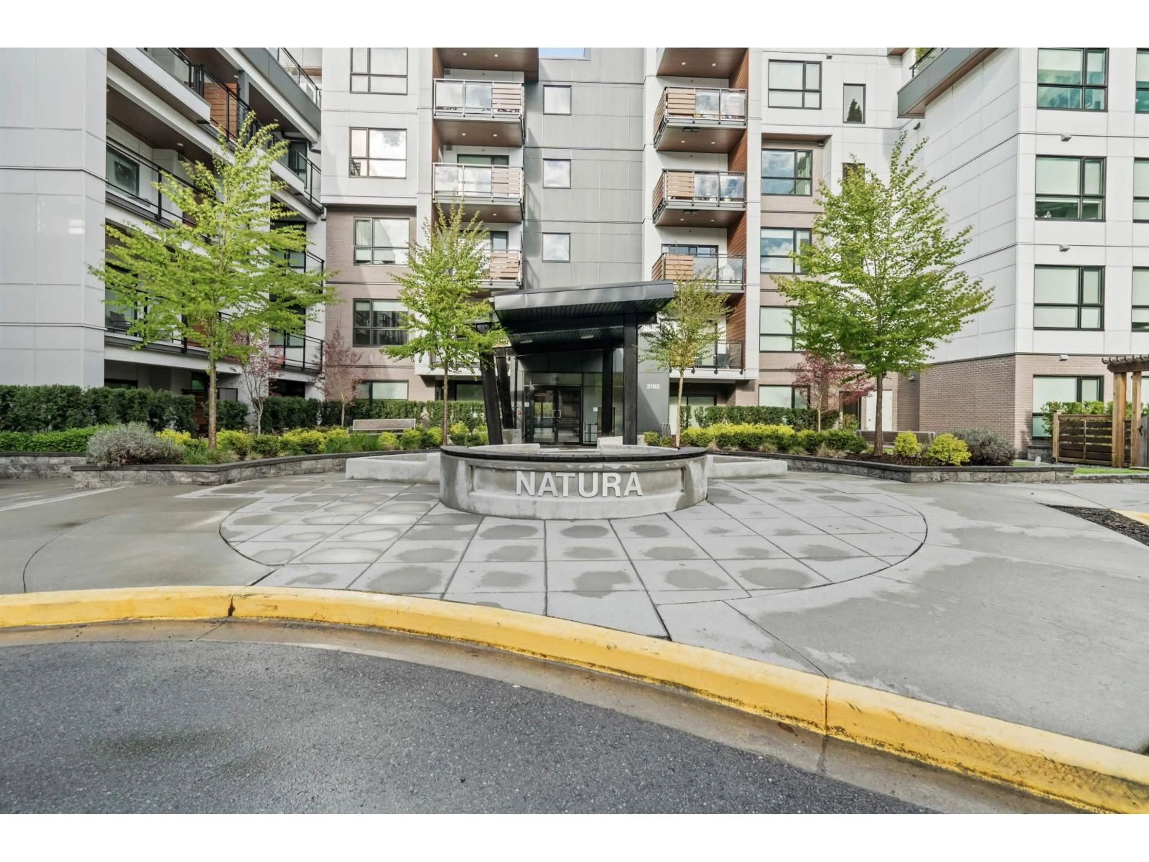 Patio, street for 502 - 3182 GLADWIN, Abbotsford British Columbia V2T0K8