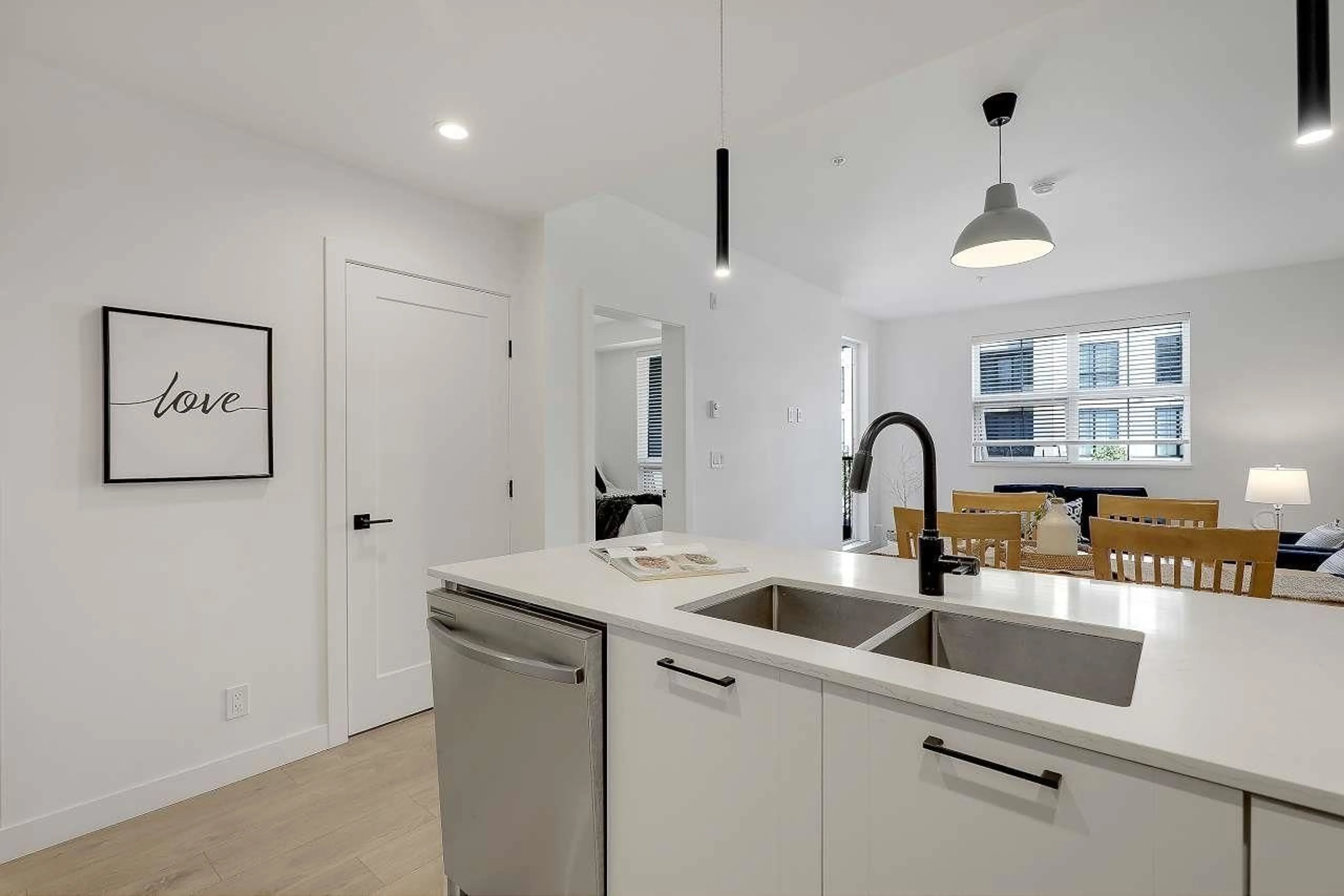 Open concept kitchen, unknown for F208 - 8353 200A, Langley British Columbia V2Y5K7
