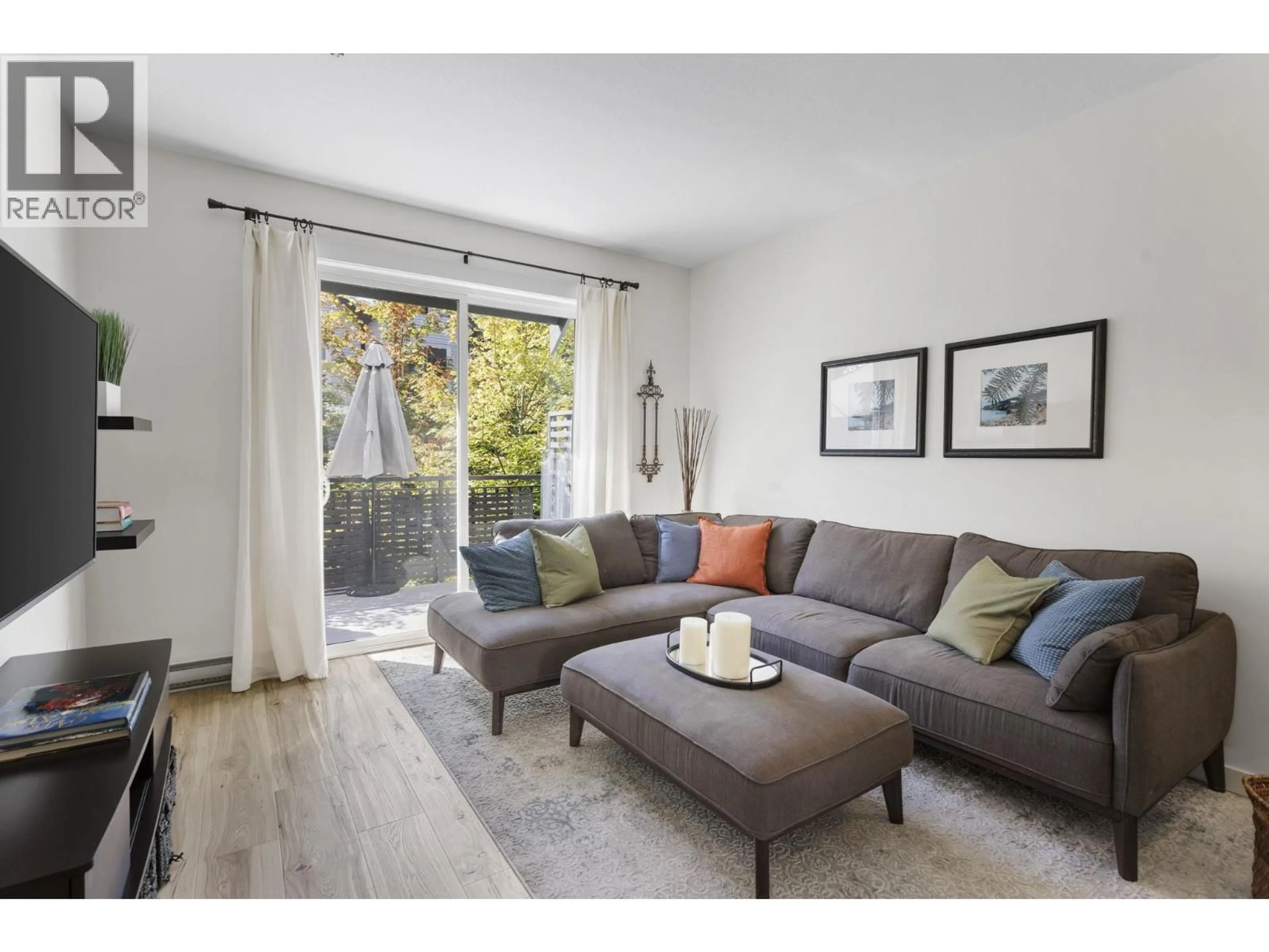 Living room with furniture, wood/laminate floor for 39 - 2310 RANGER LANE, Port Coquitlam British Columbia V3B0K3