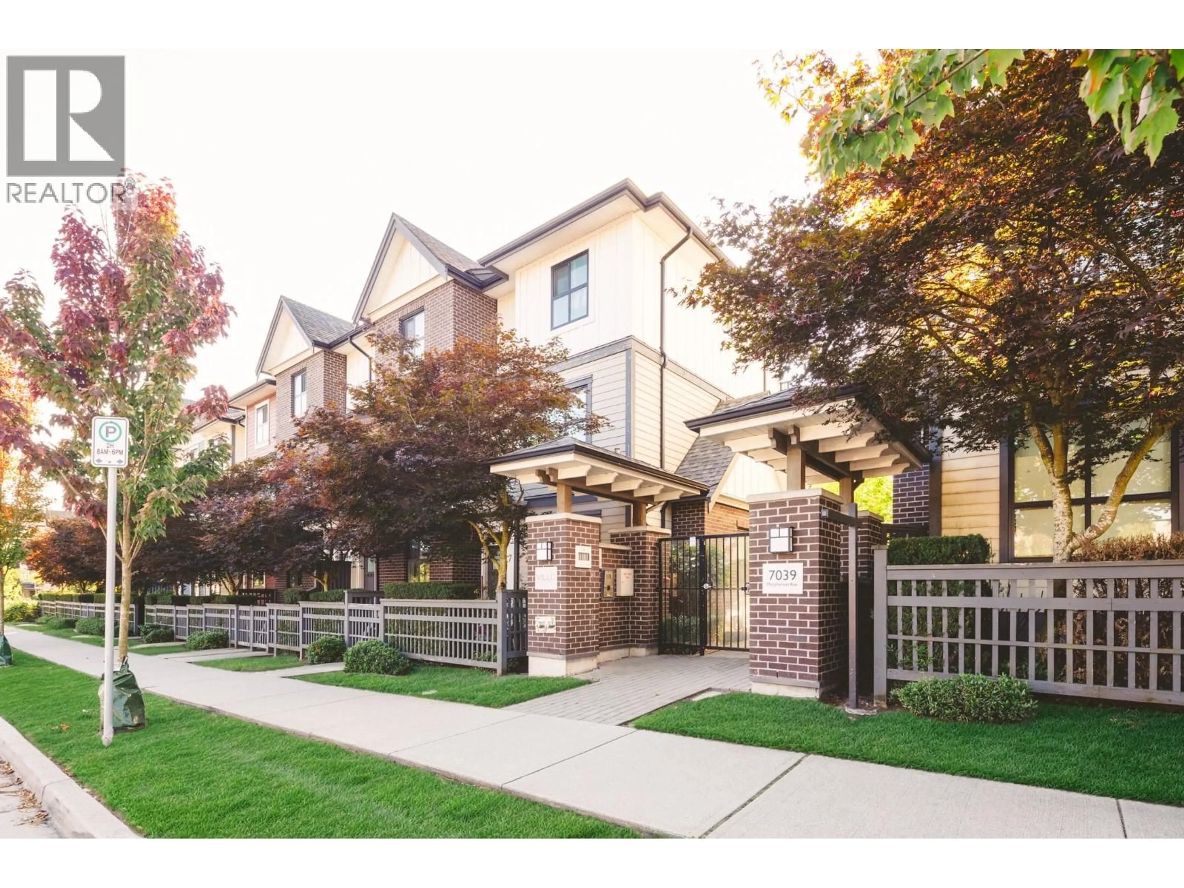Unknown for 21 - 7039 MACPHERSON AVENUE, Burnaby British Columbia V5J4N4
