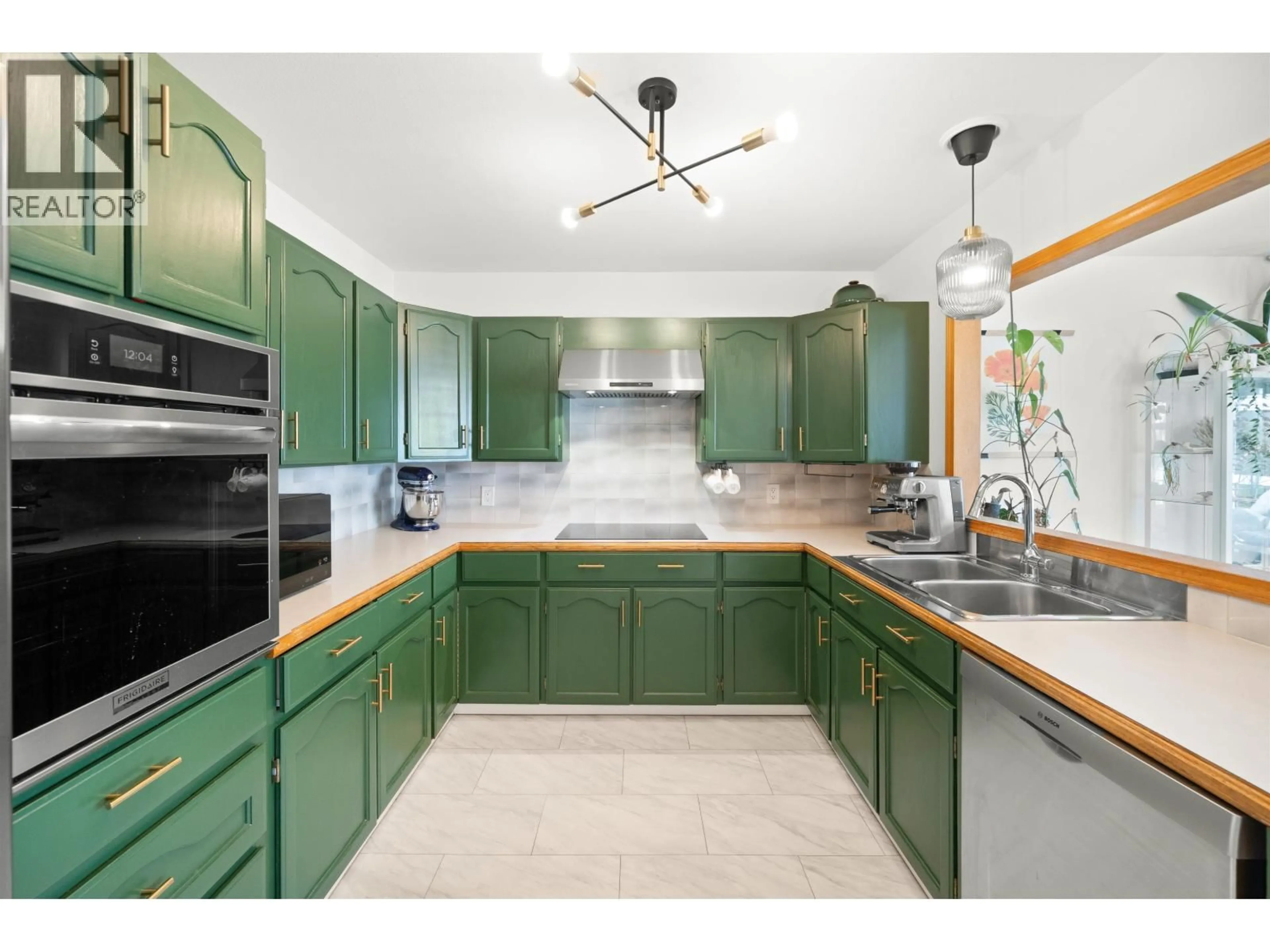 Unknown for 231 PRINCESS STREET, New Westminster British Columbia V3L1V6