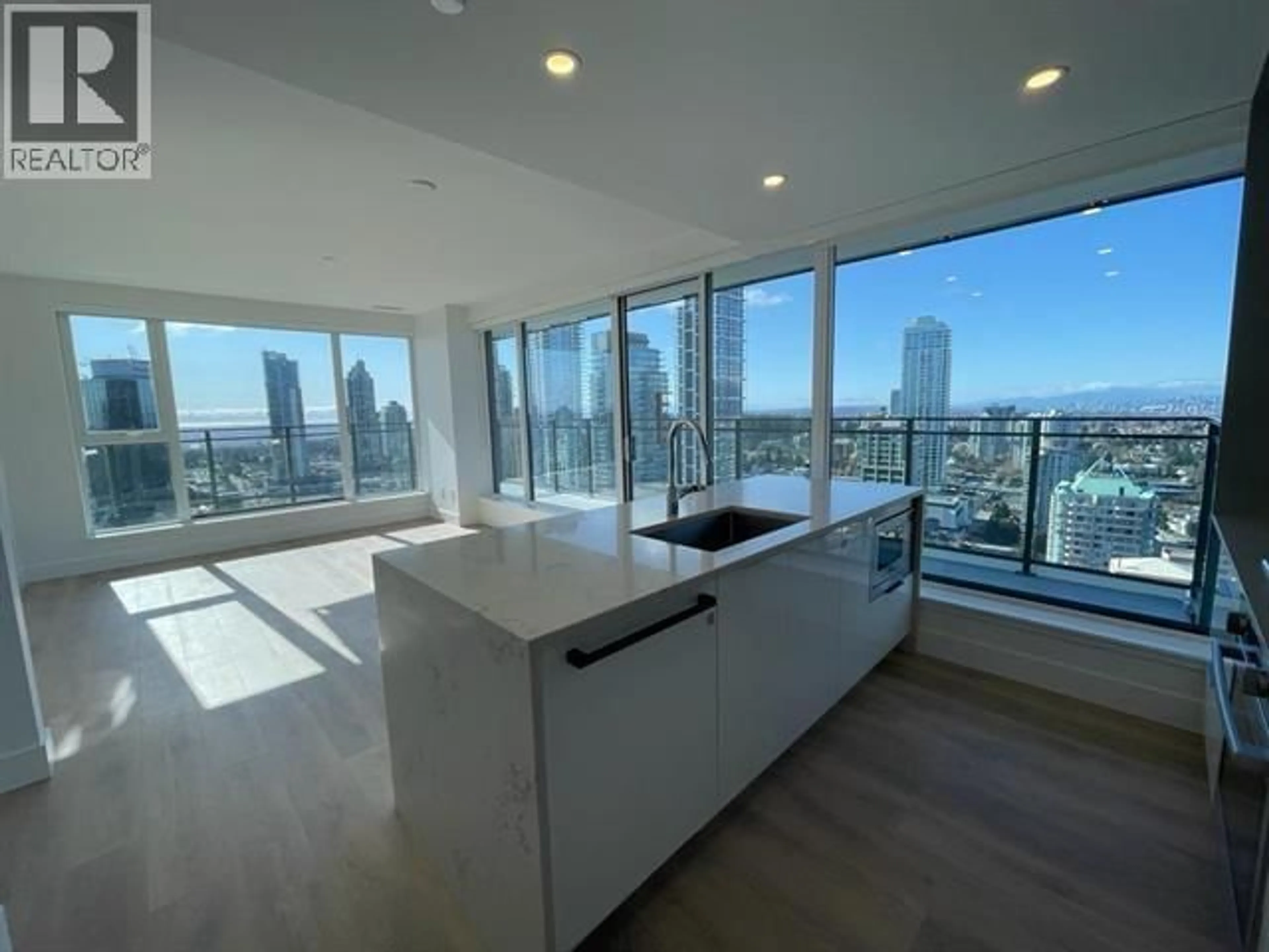Unknown for 2705 - 4711 HAZEL STREET, Burnaby British Columbia V5H0J9