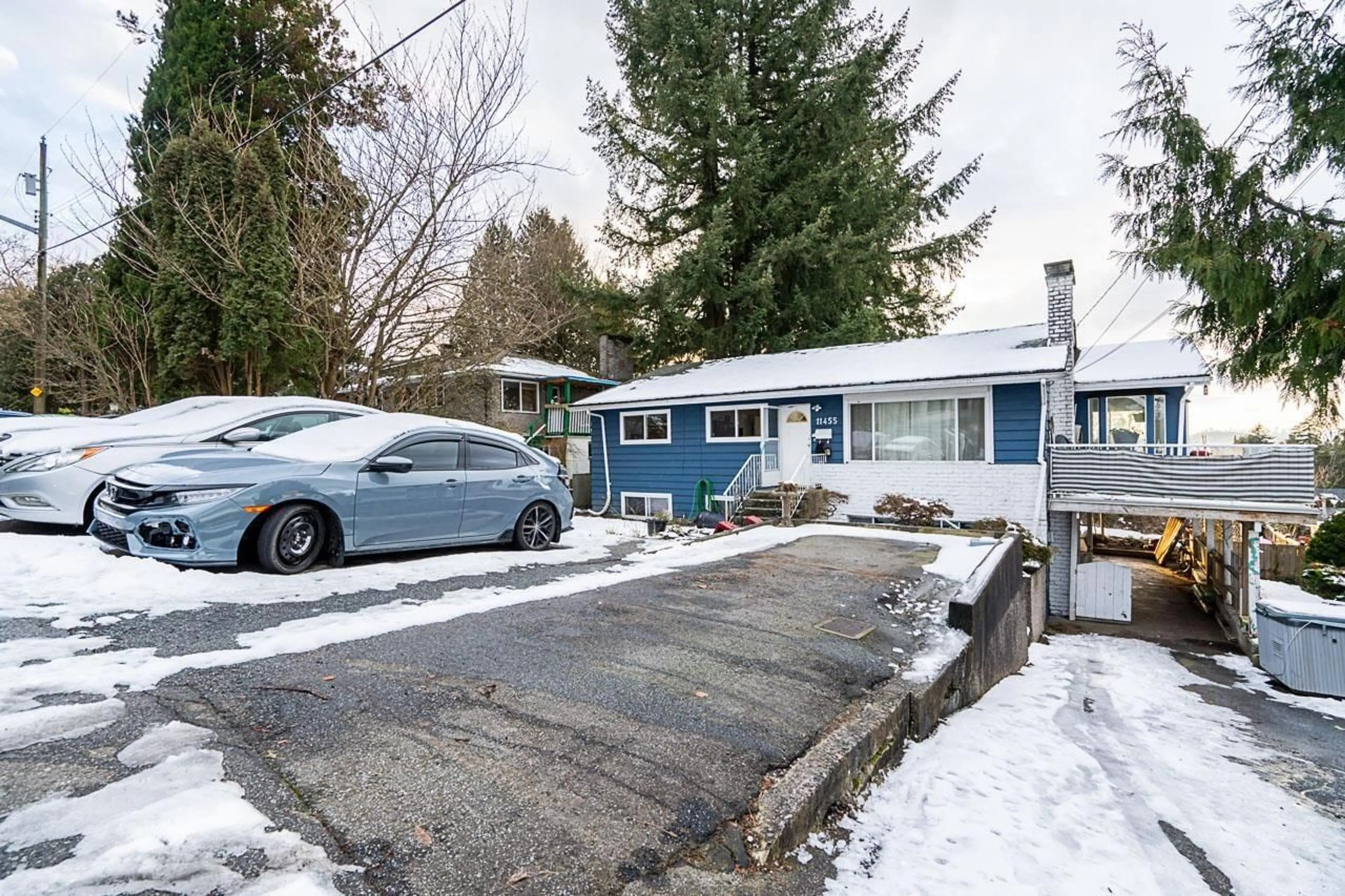 Unknown for 11455 139A, Surrey British Columbia V3R3E9