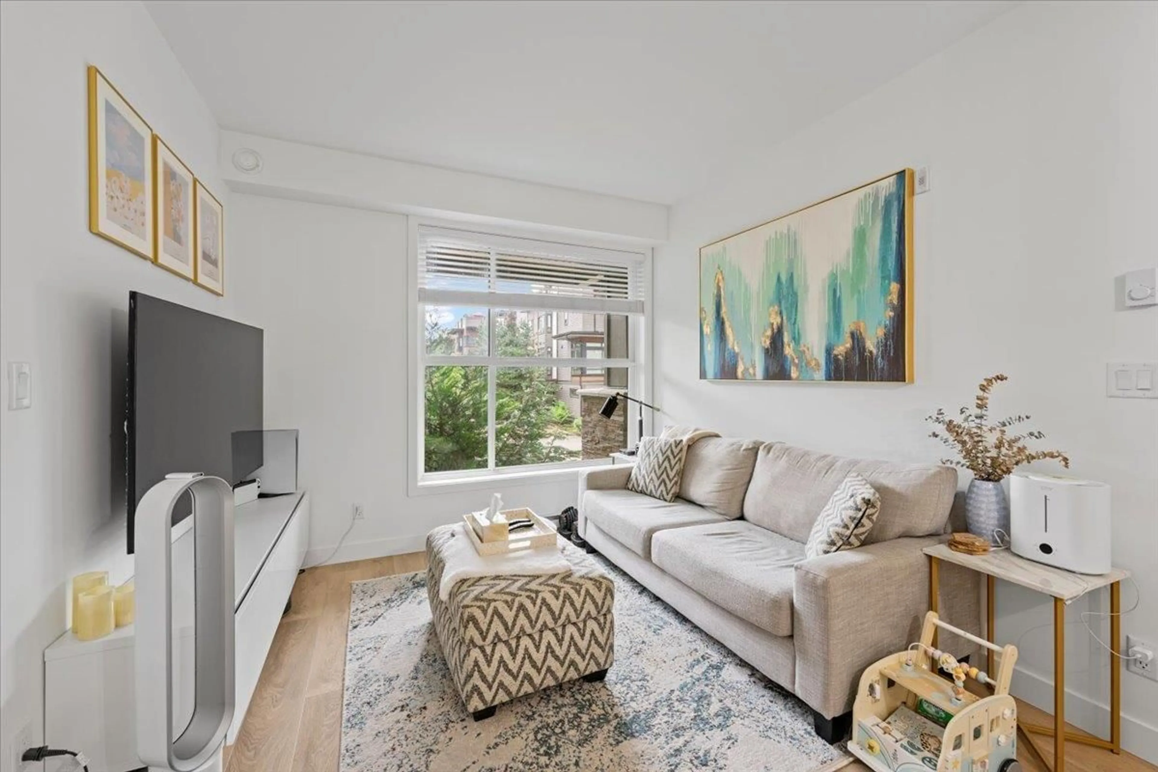 Living room with furniture, unknown for 202 - 7809 209, Langley British Columbia V2Y3N6