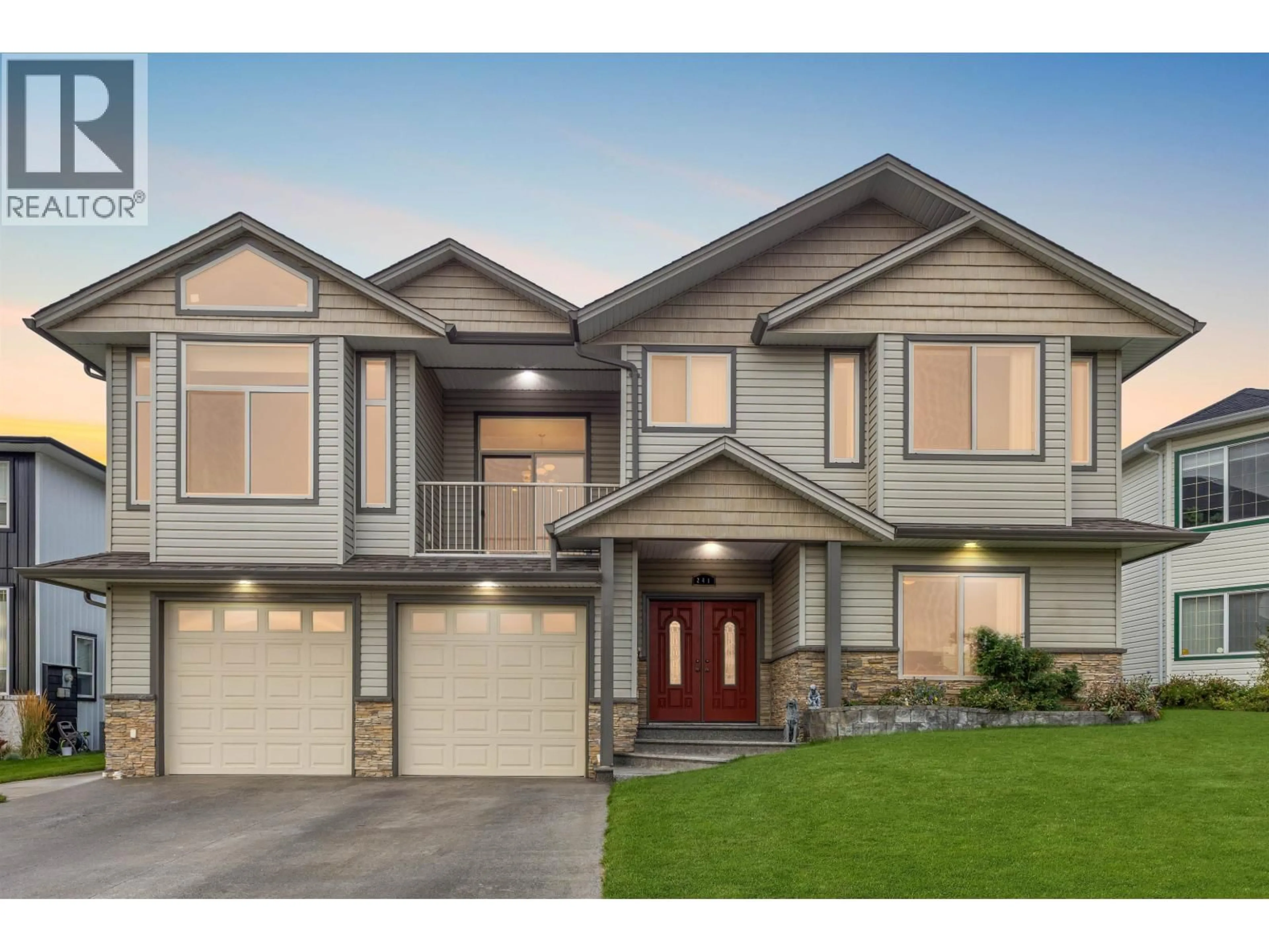 Home with vinyl exterior material, street for 241 WESTRIDGE DRIVE, Williams Lake British Columbia V2G5H8
