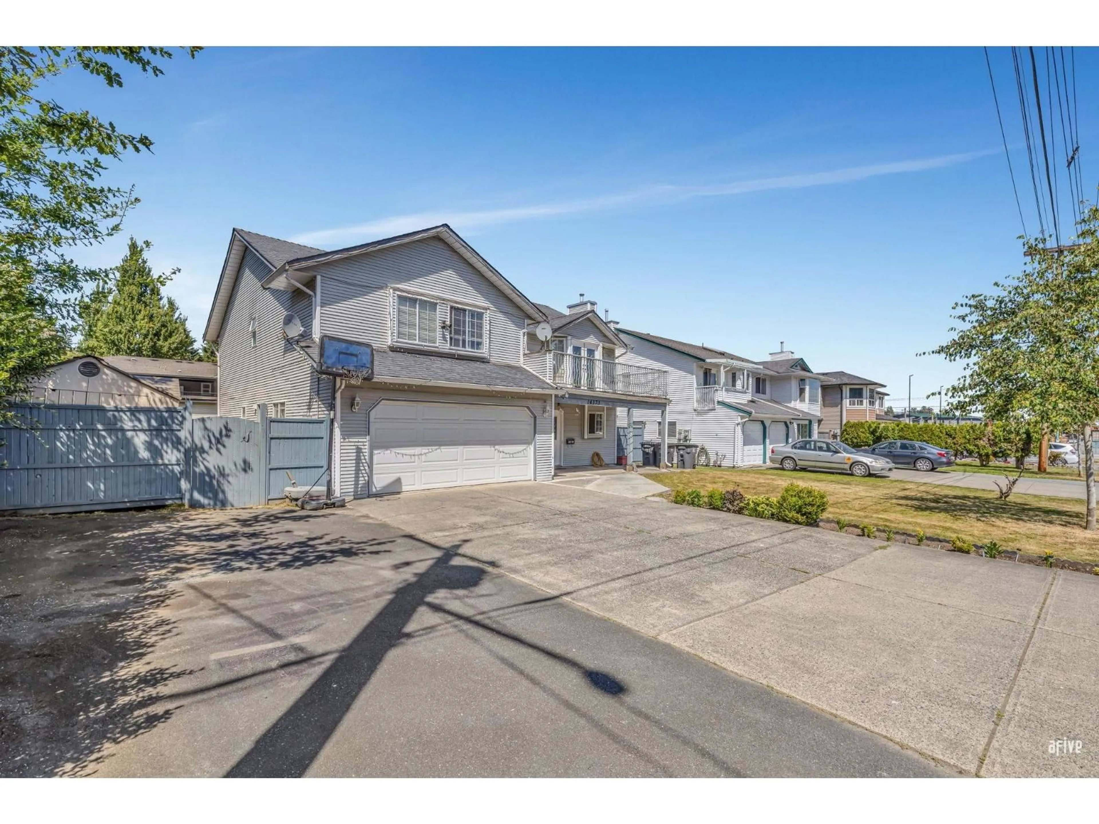A pic from outside/outdoor area/front of a property/back of a property/a pic from drone, street for 14373 66, Surrey British Columbia V3W2B4