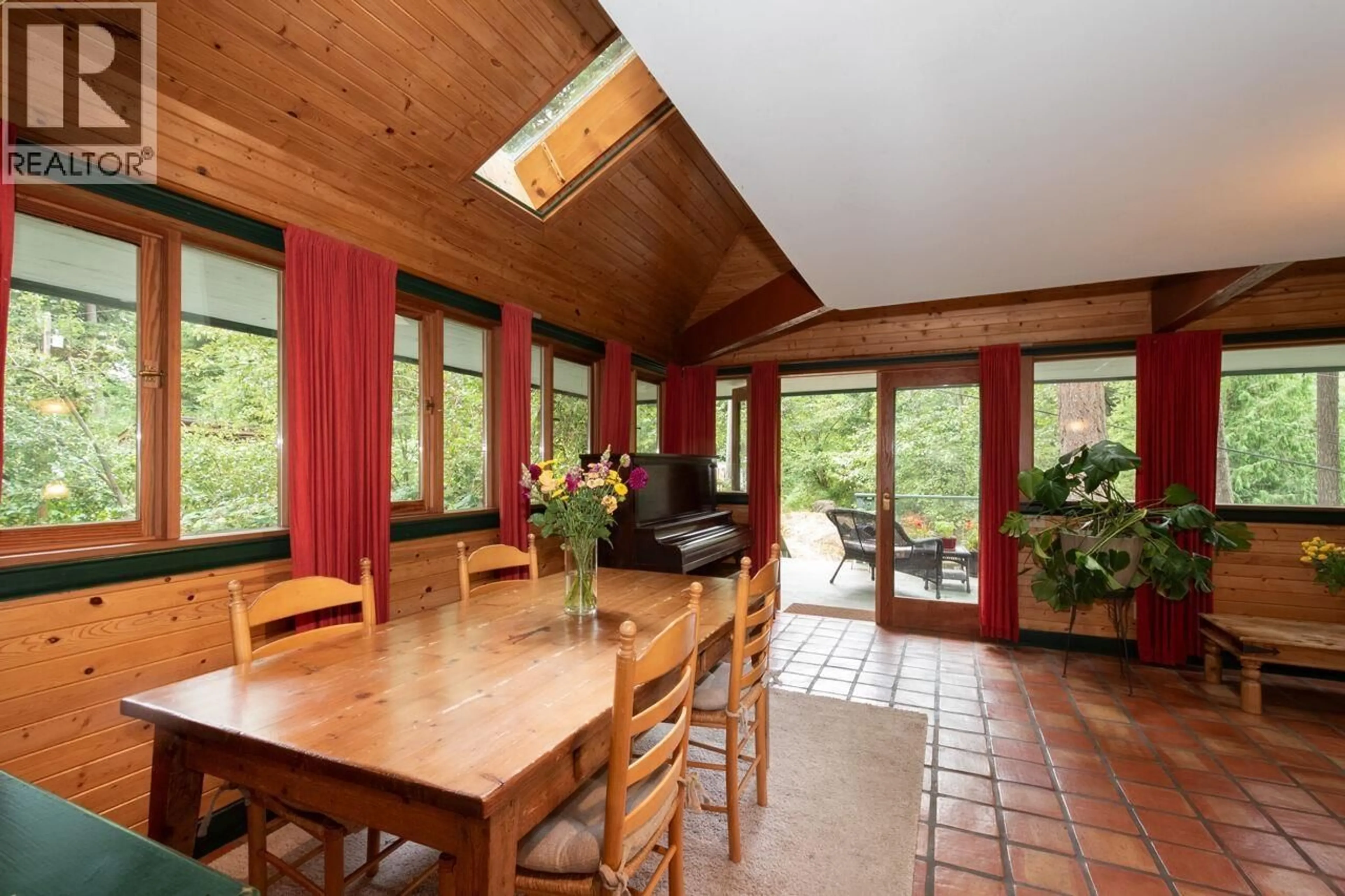 Dining room, unknown for 1261 EAGLE'S NEST ROAD, Bowen Island British Columbia V0N1G1