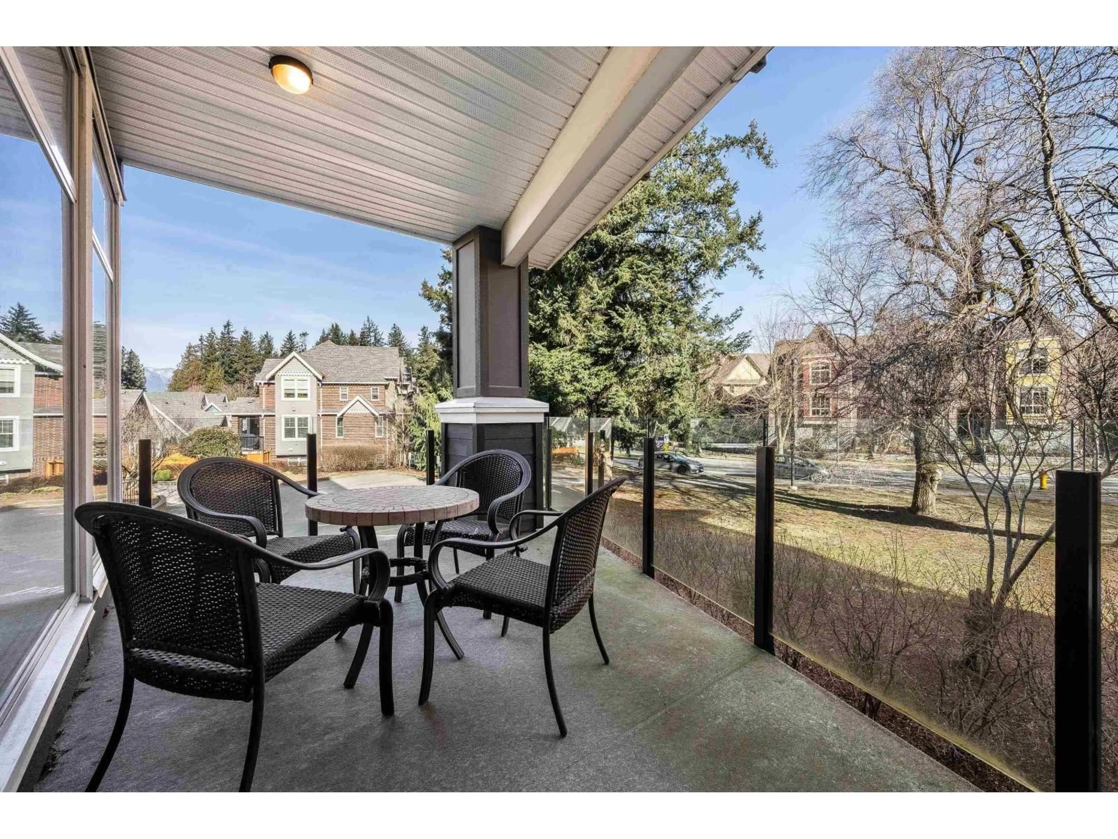 Patio, unknown for 214 - 45389 CHEHALIS DRIVE, Chilliwack British Columbia V2R0S1