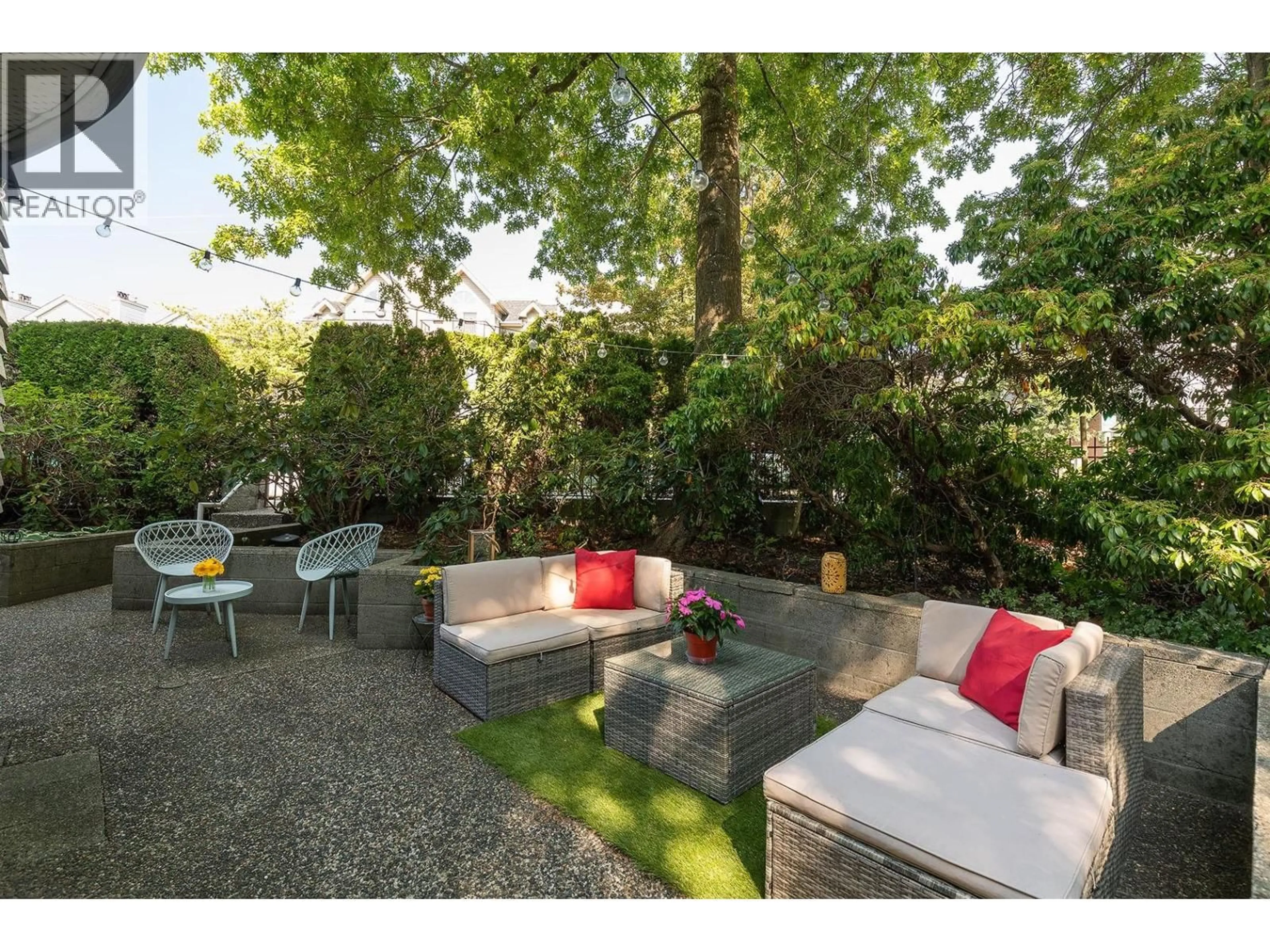 Patio, street for 102 - 838 16TH AVENUE, Vancouver British Columbia V5Z1T1
