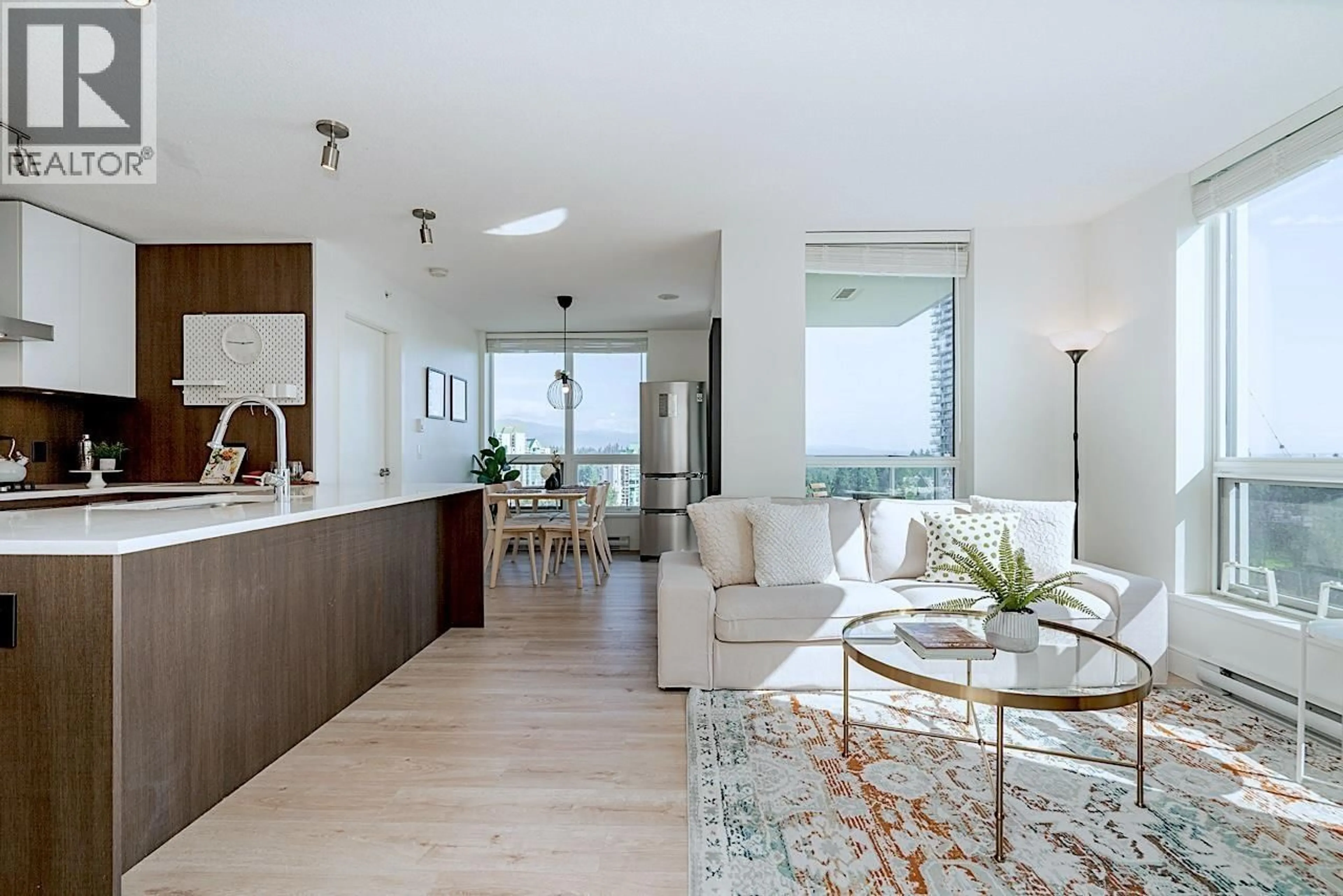 Open concept kitchen, unknown for 2203 - 3007 GLEN DRIVE, Coquitlam British Columbia V3B0L8