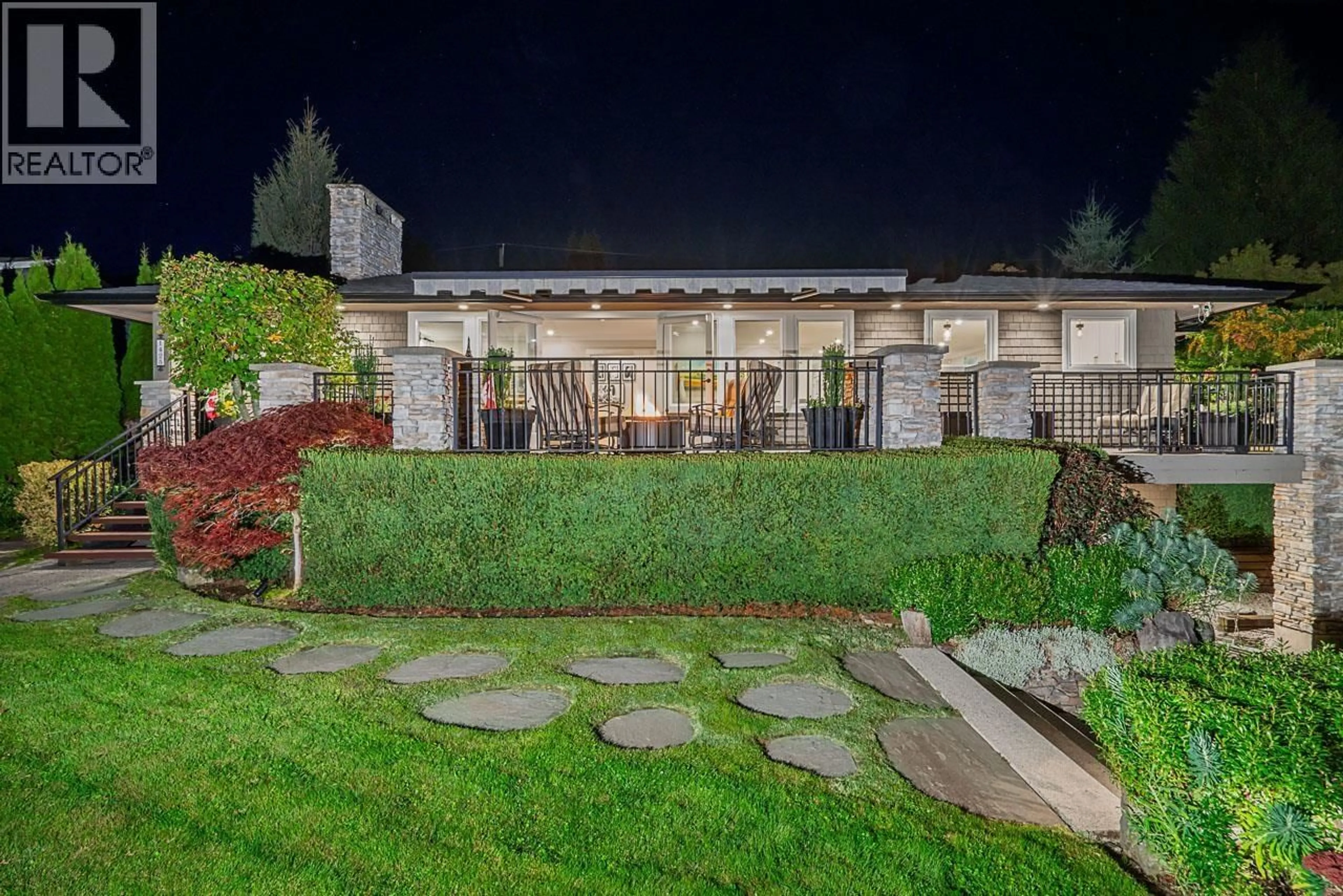 Patio, unknown for 1425 PALMERSTON AVENUE, West Vancouver British Columbia V7T2H8