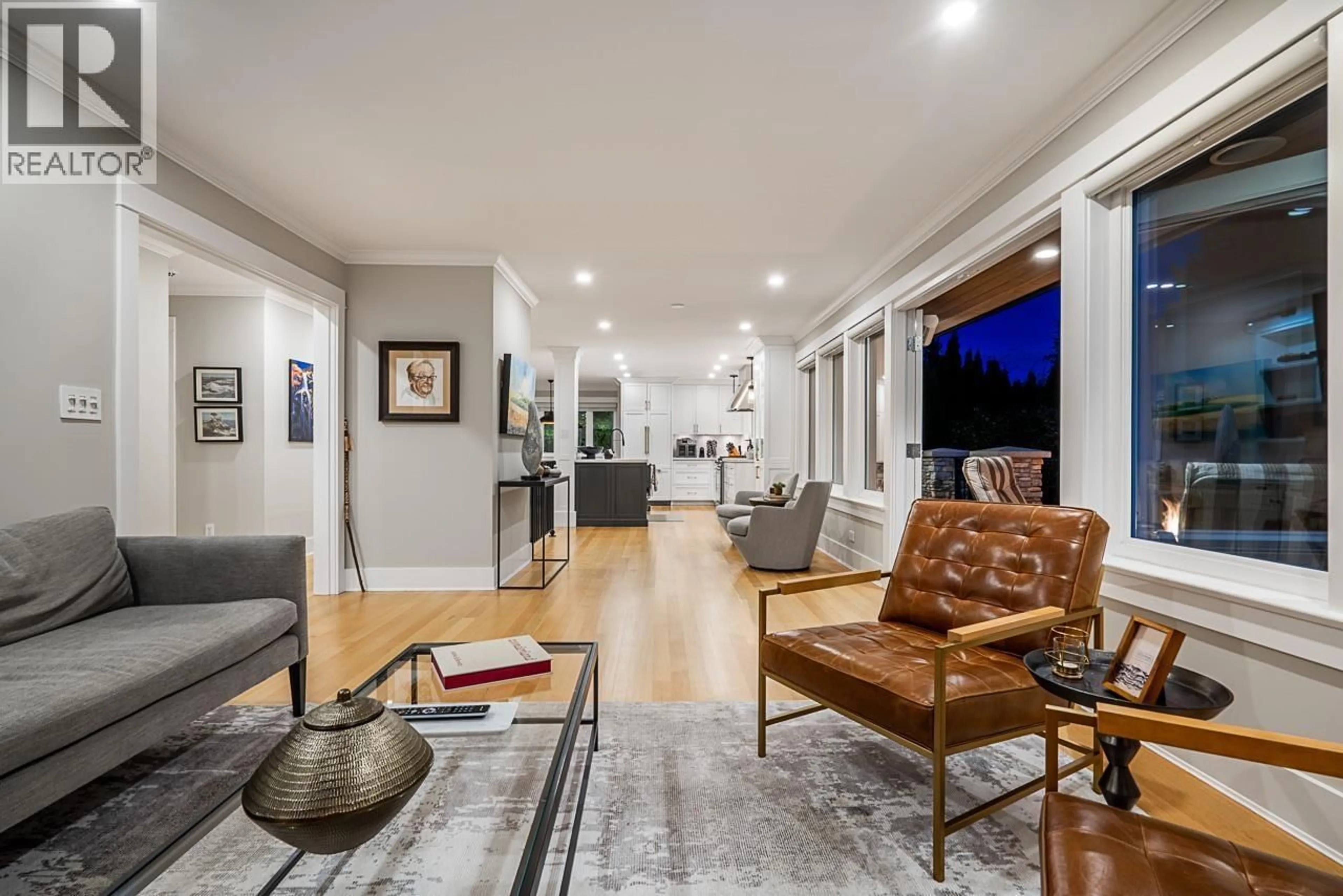 Living room with furniture, unknown for 1425 PALMERSTON AVENUE, West Vancouver British Columbia V7T2H8