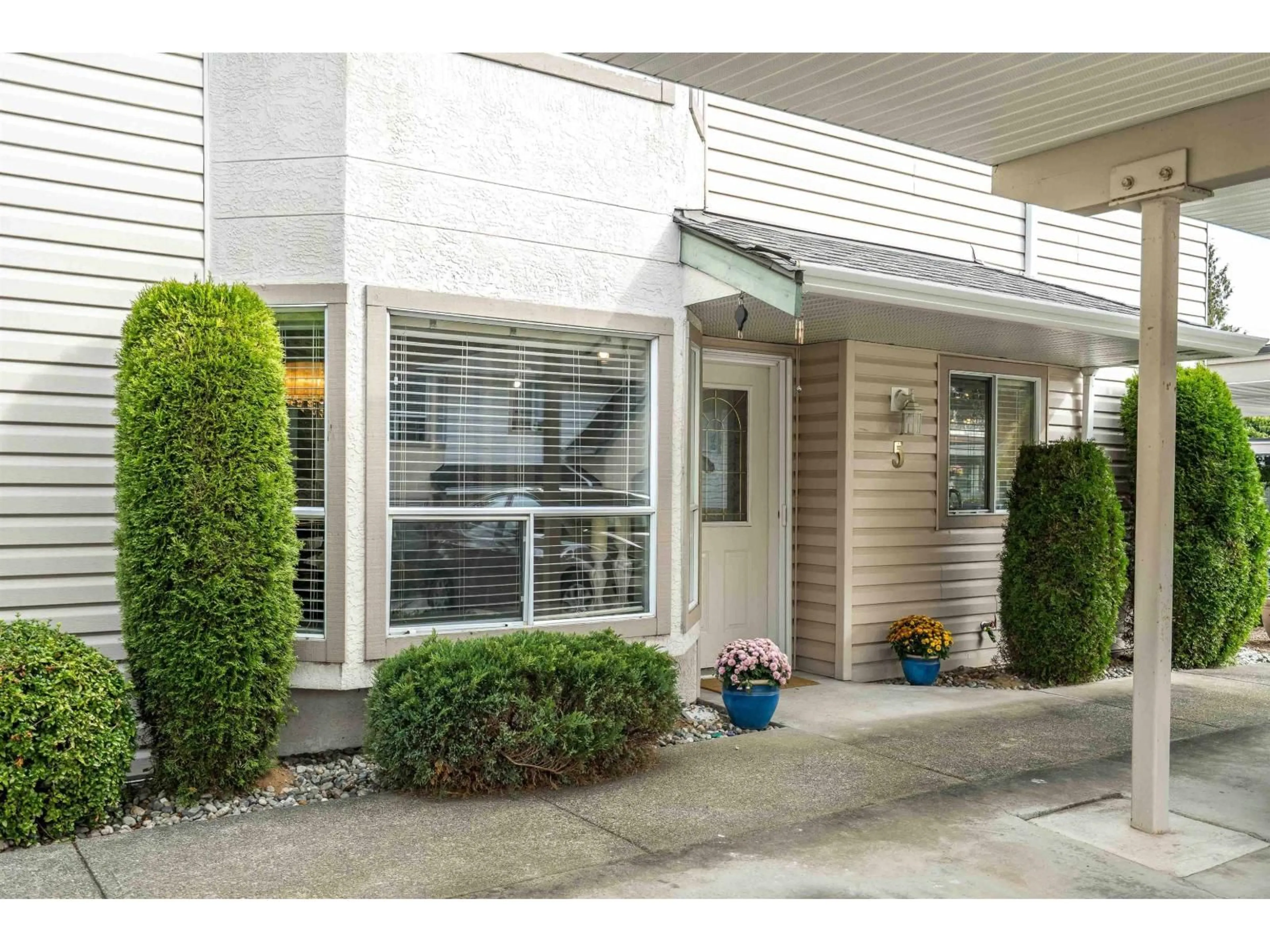 Unknown for 5 - 3380 GLADWIN, Abbotsford British Columbia V2S7G1