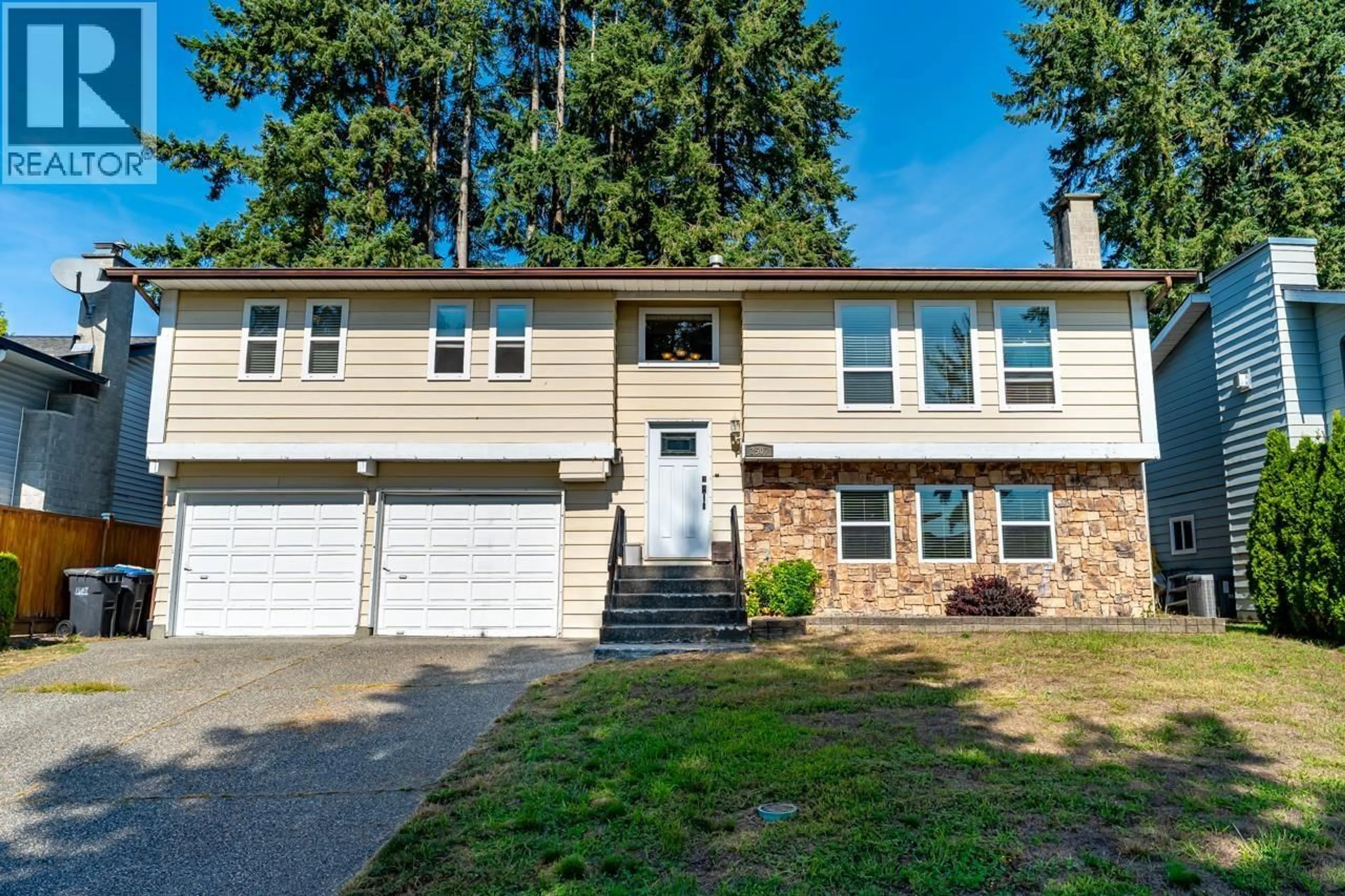 Home with vinyl exterior material, unknown for 2507 BATTISTONI PLACE, Port Coquitlam British Columbia V3B5W1