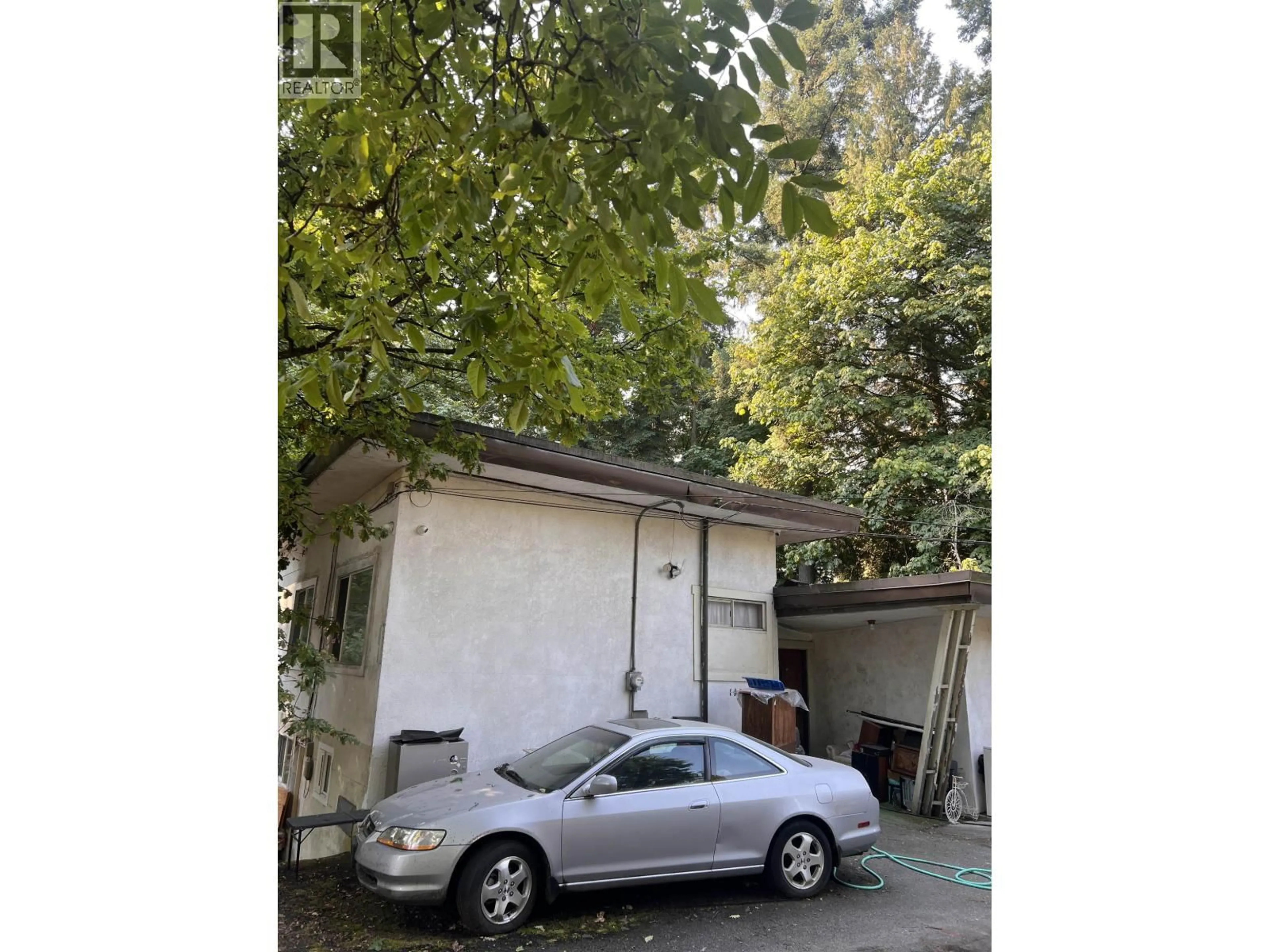 Parking for 1320 AUSTIN AVENUE, Coquitlam British Columbia V3K3P5