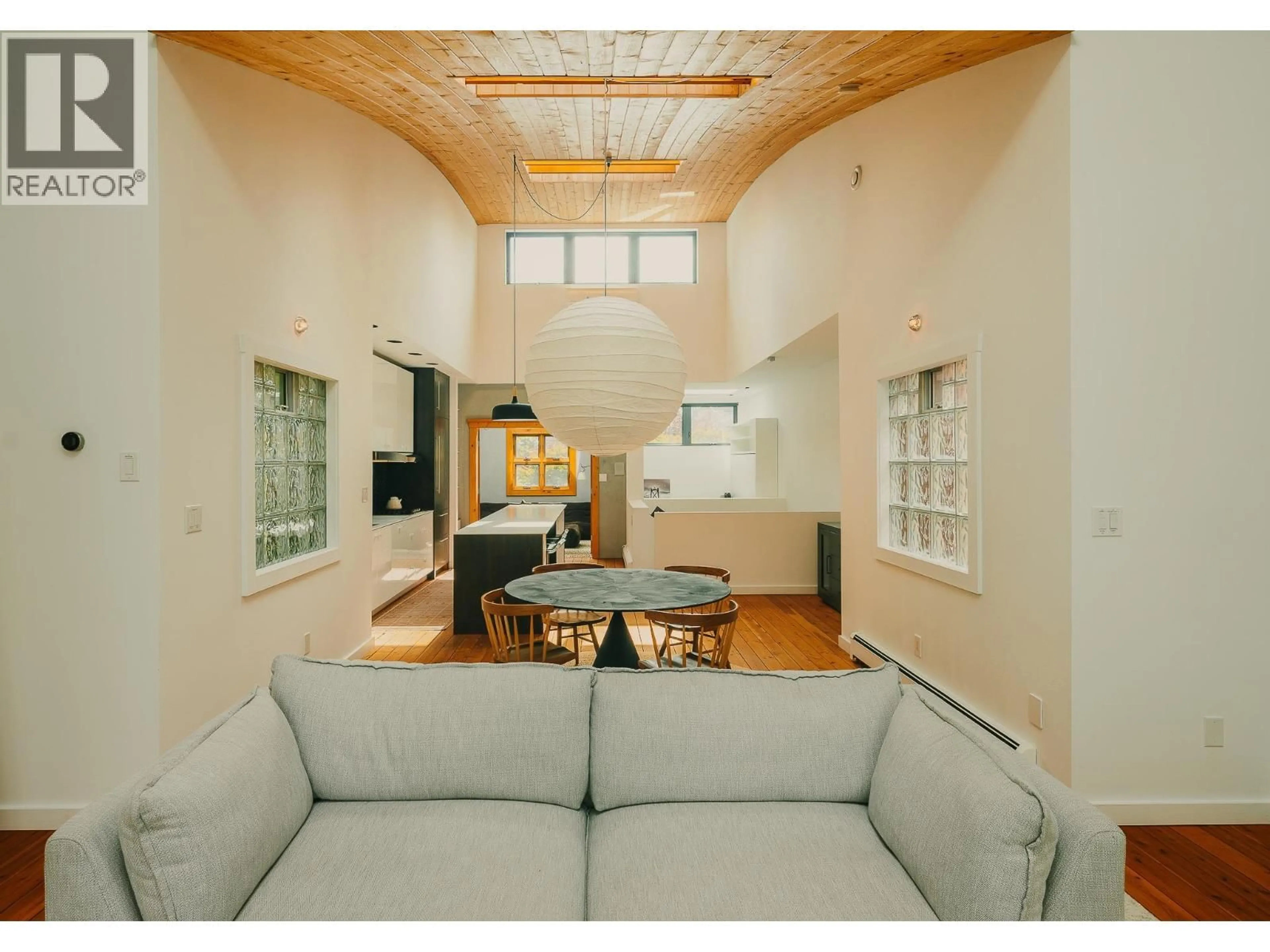 A pic of a room for 279 26TH AVENUE, Vancouver British Columbia V5V2H2