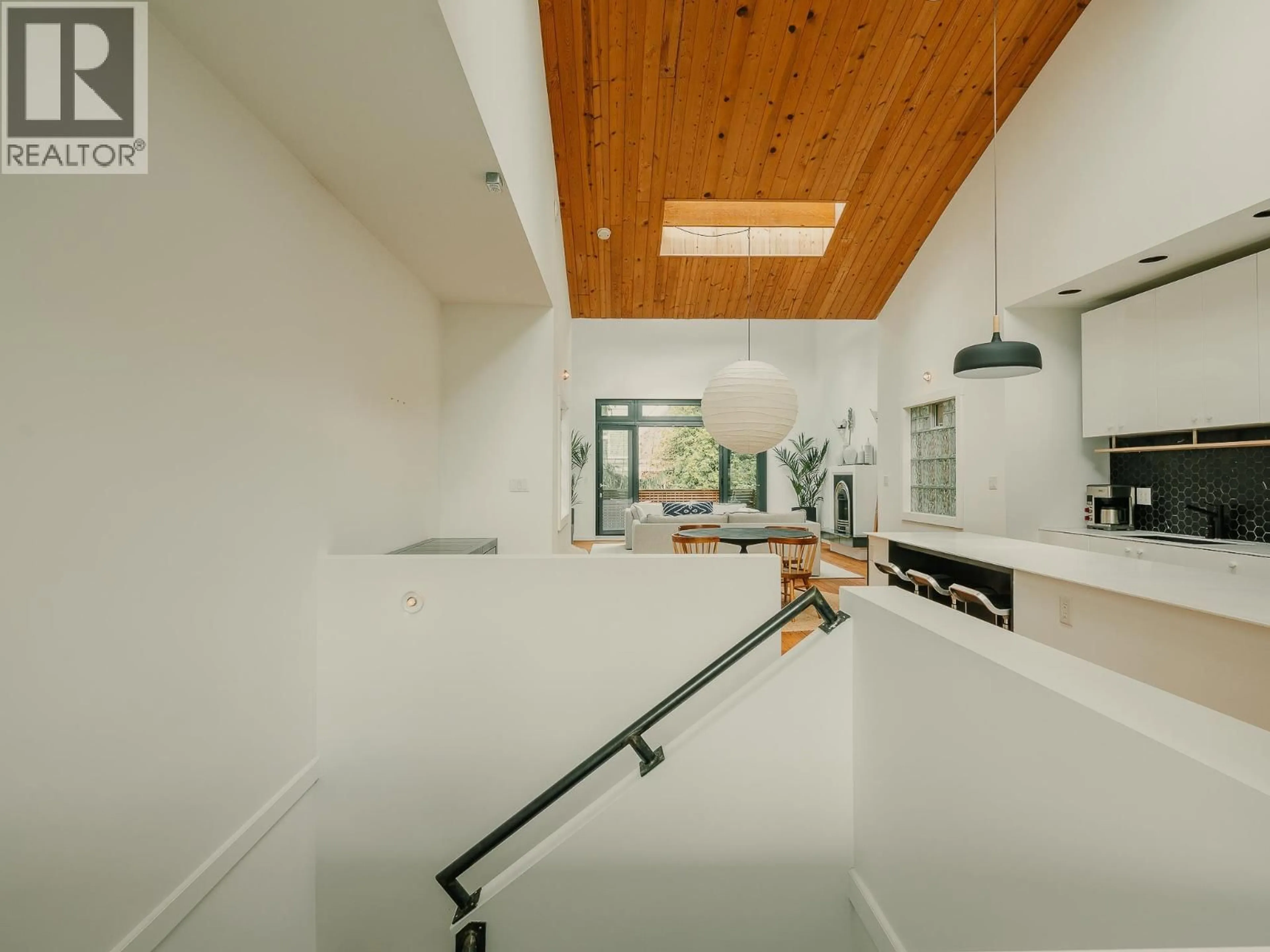 Unknown for 279 26TH AVENUE, Vancouver British Columbia V5V2H2