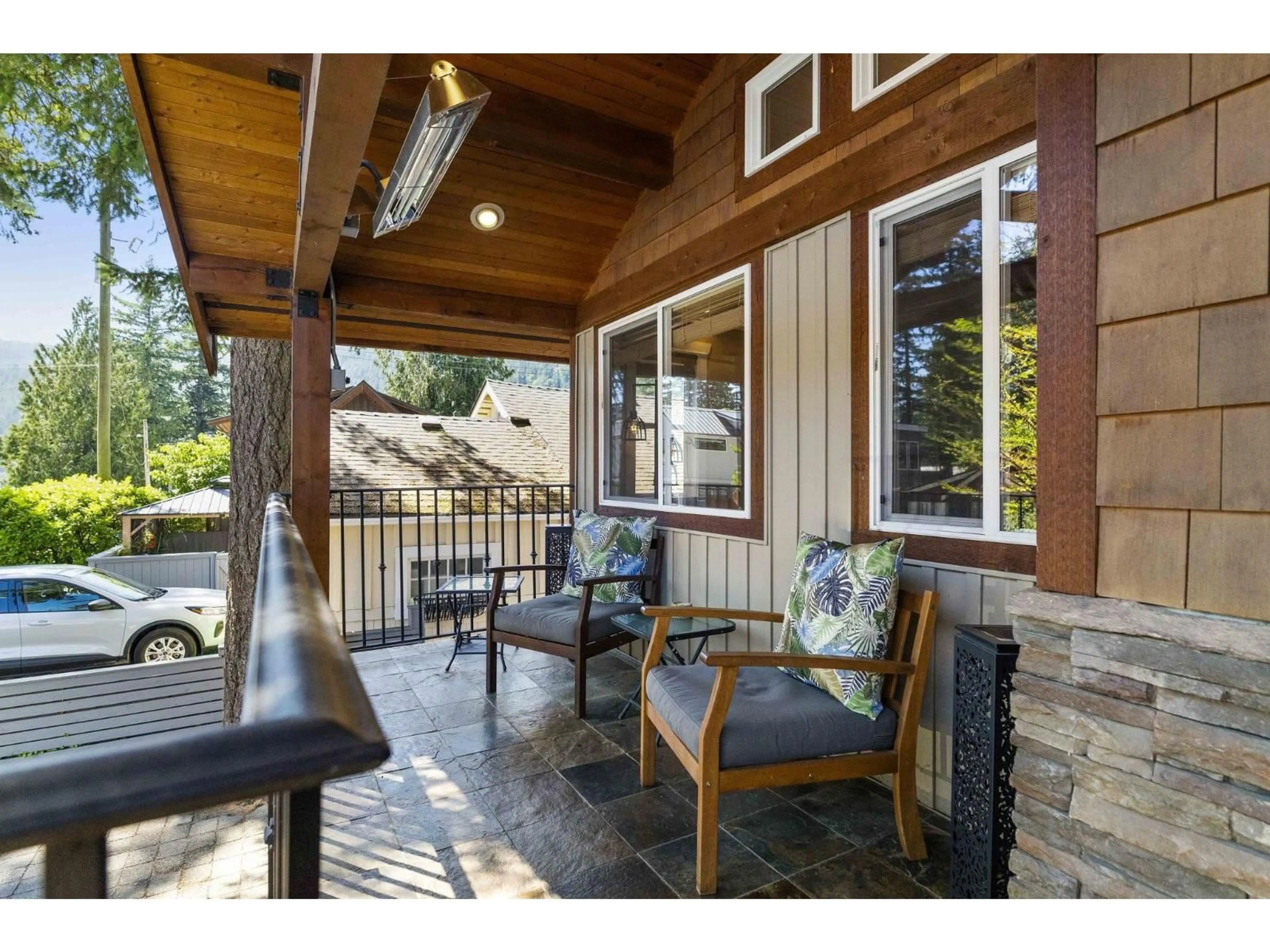 Patio, unknown for 311 SPRUCE STREET, Cultus Lake British Columbia V2R4Y7