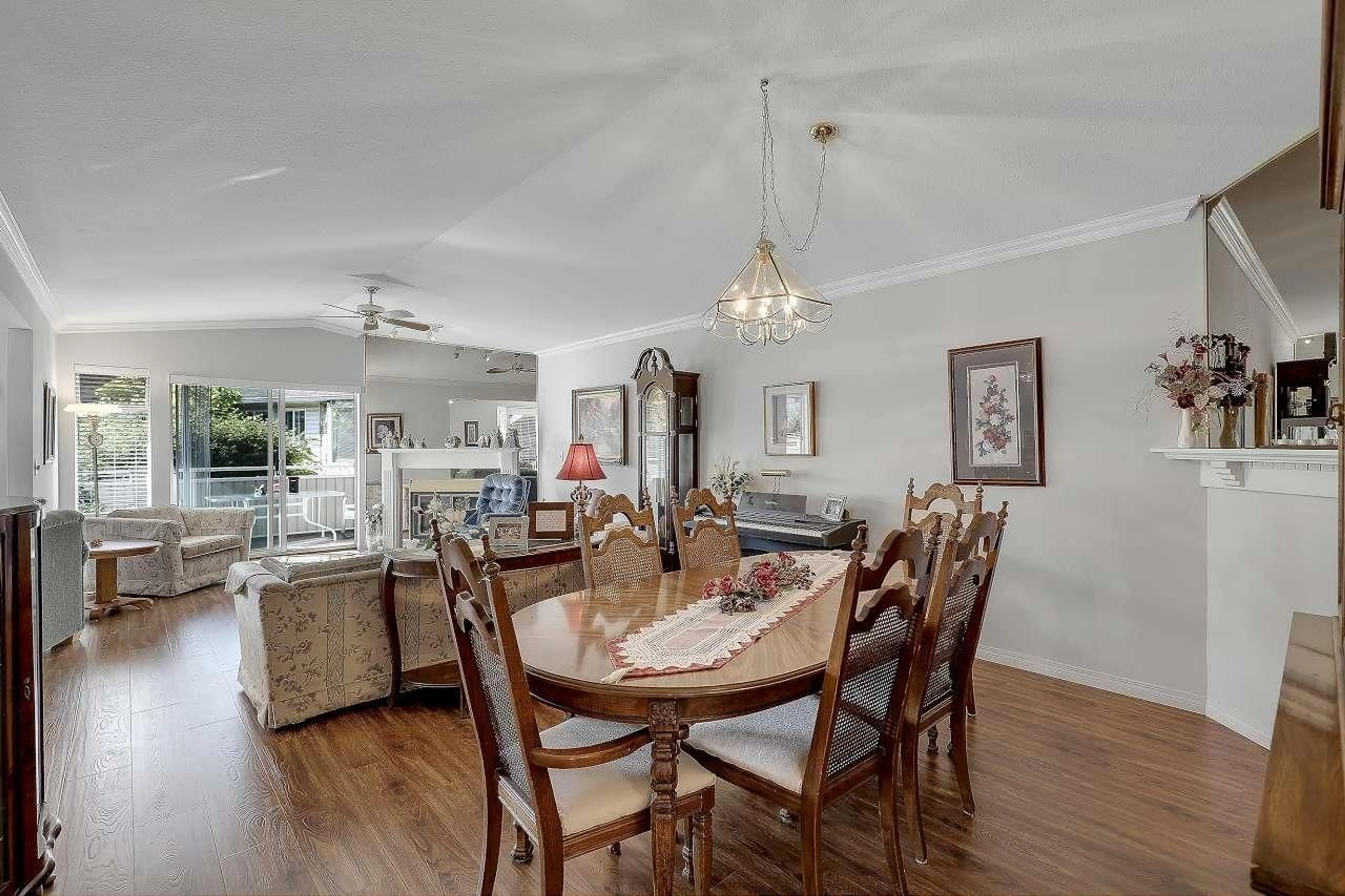 Dining room, wood/laminate floor for 217 - 10584 153, Surrey British Columbia V3R9V1