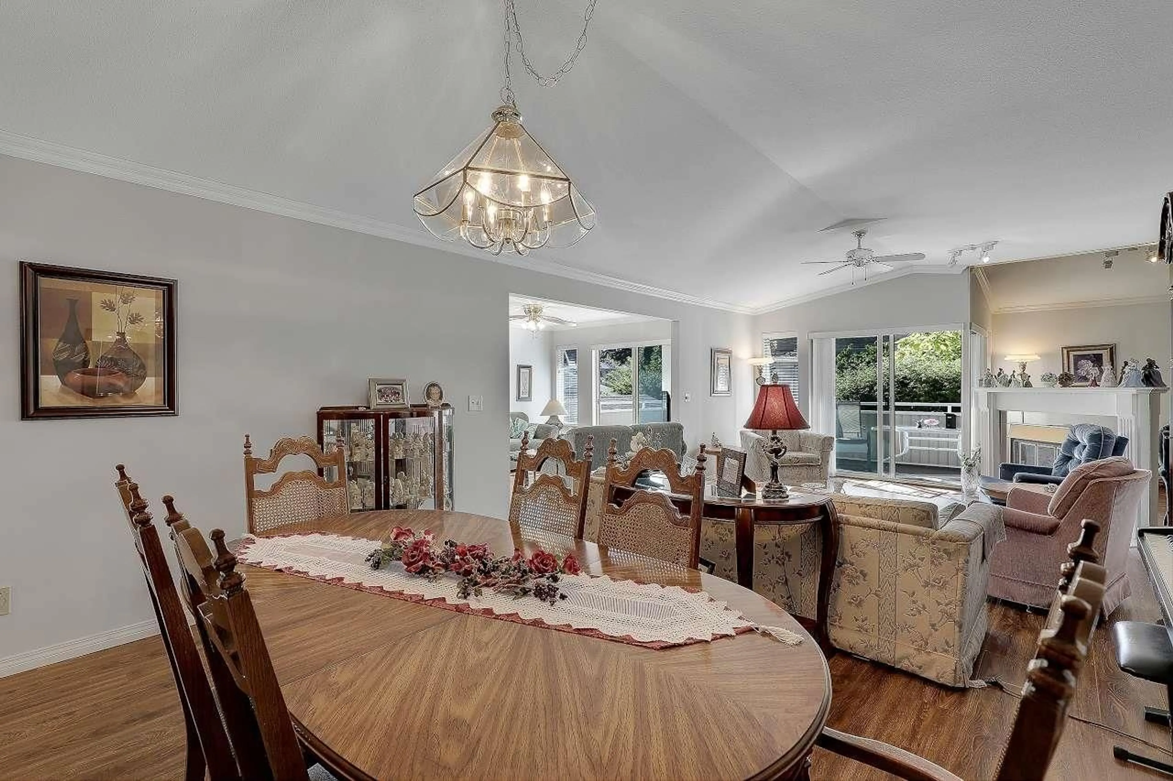 Dining room, unknown for 217 - 10584 153, Surrey British Columbia V3R9V1