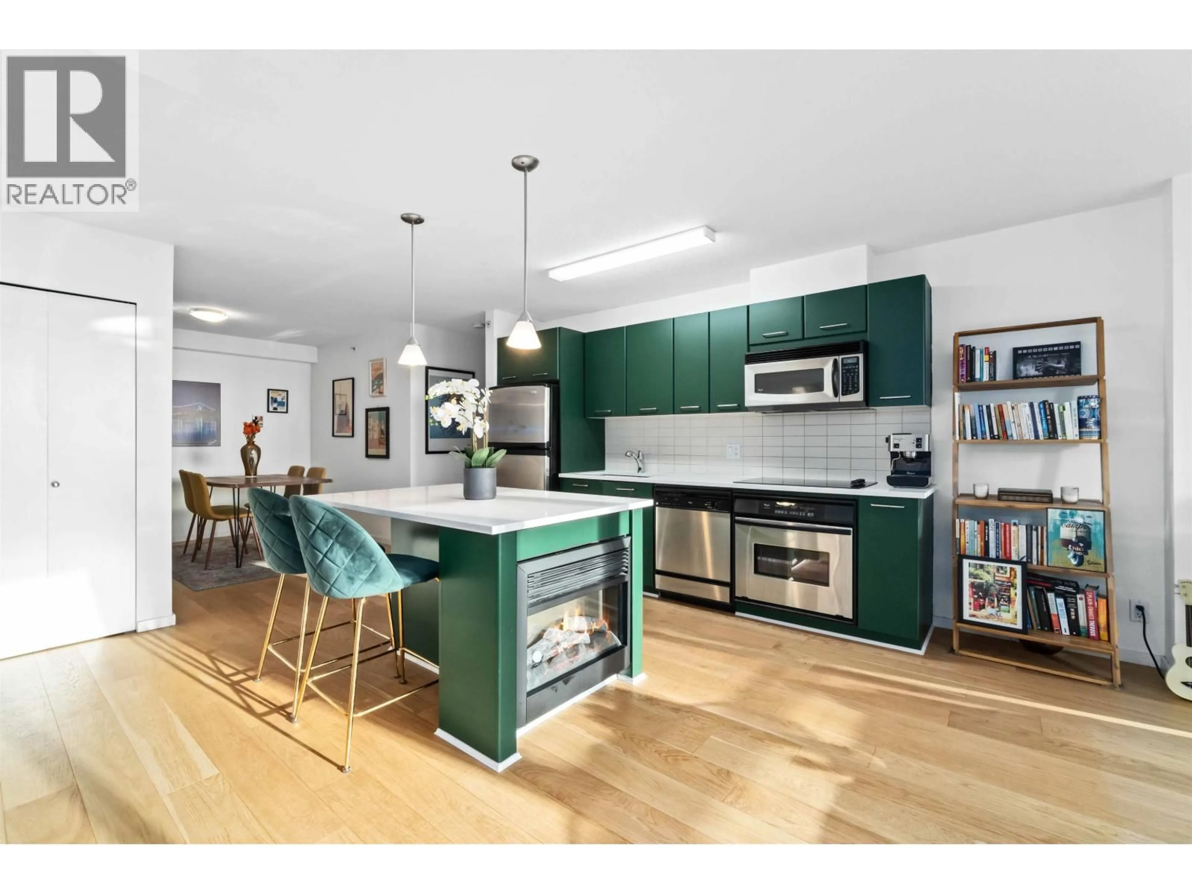 Open concept kitchen, unknown for 310 - 1155 SEYMOUR STREET, Vancouver British Columbia V6B1K2