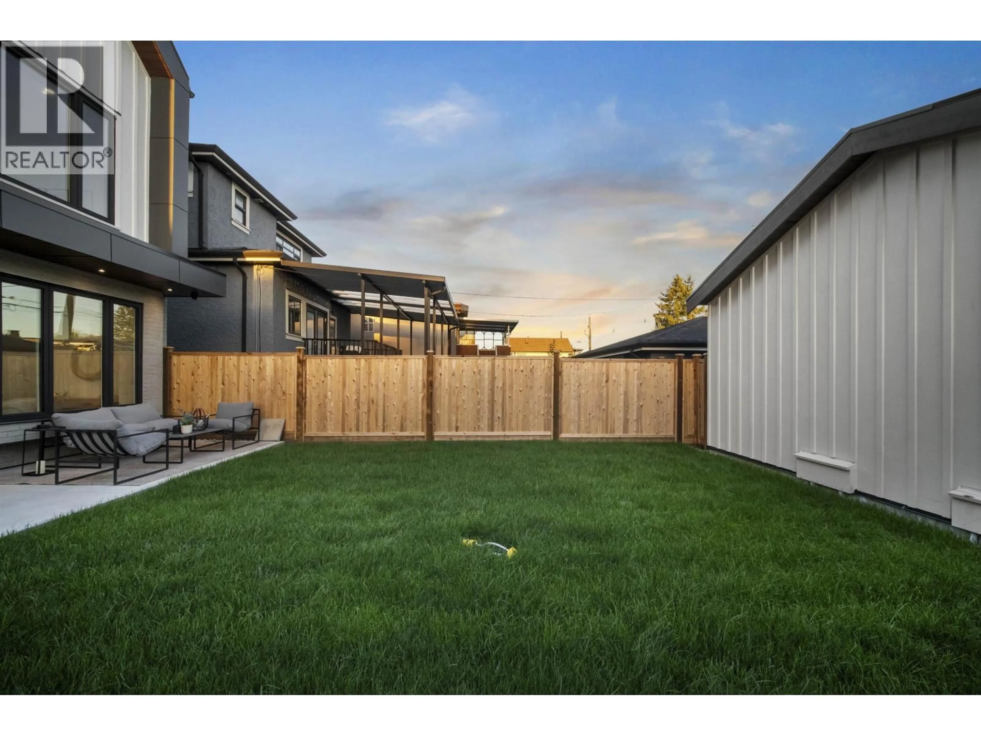 Patio, unknown for 2 - 2386 45TH AVENUE, Vancouver British Columbia V5R1K3
