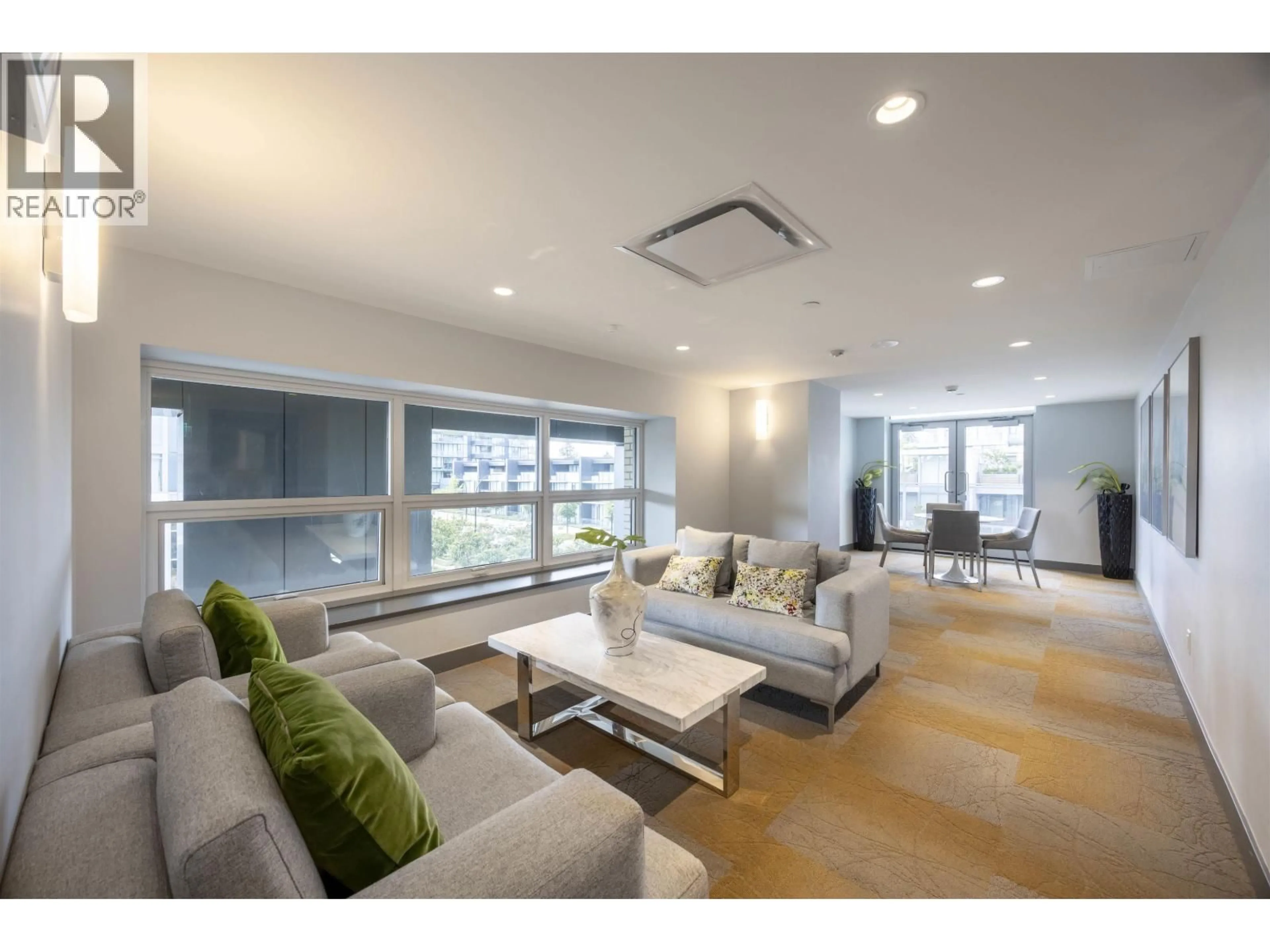 Living room with furniture, unknown for 3207 - 6638 DUNBLANE AVENUE, Burnaby British Columbia V5H0G8