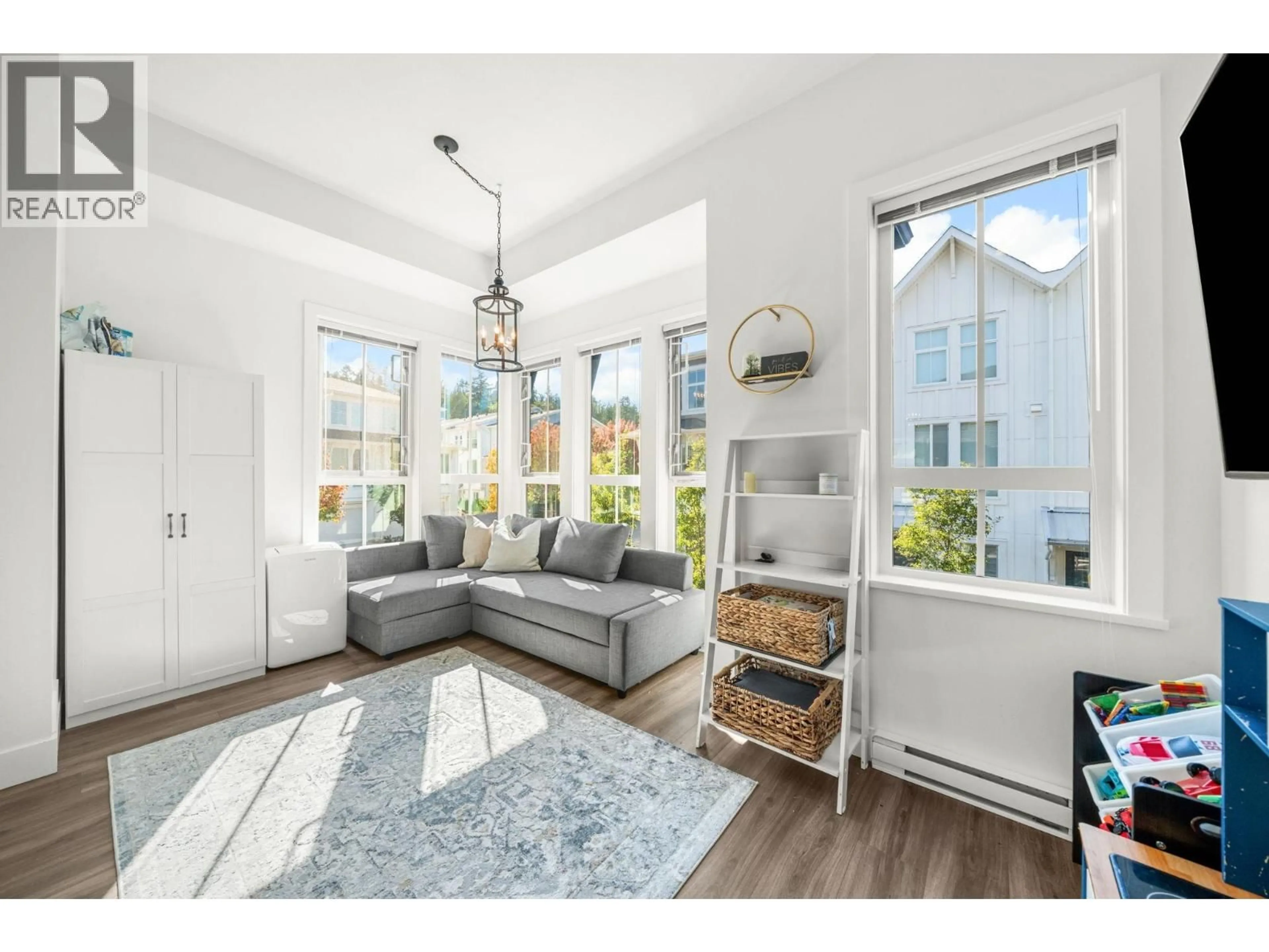 Living room with furniture, unknown for 39 - 4656 ORCA WAY, Tsawwassen British Columbia V4M0C9