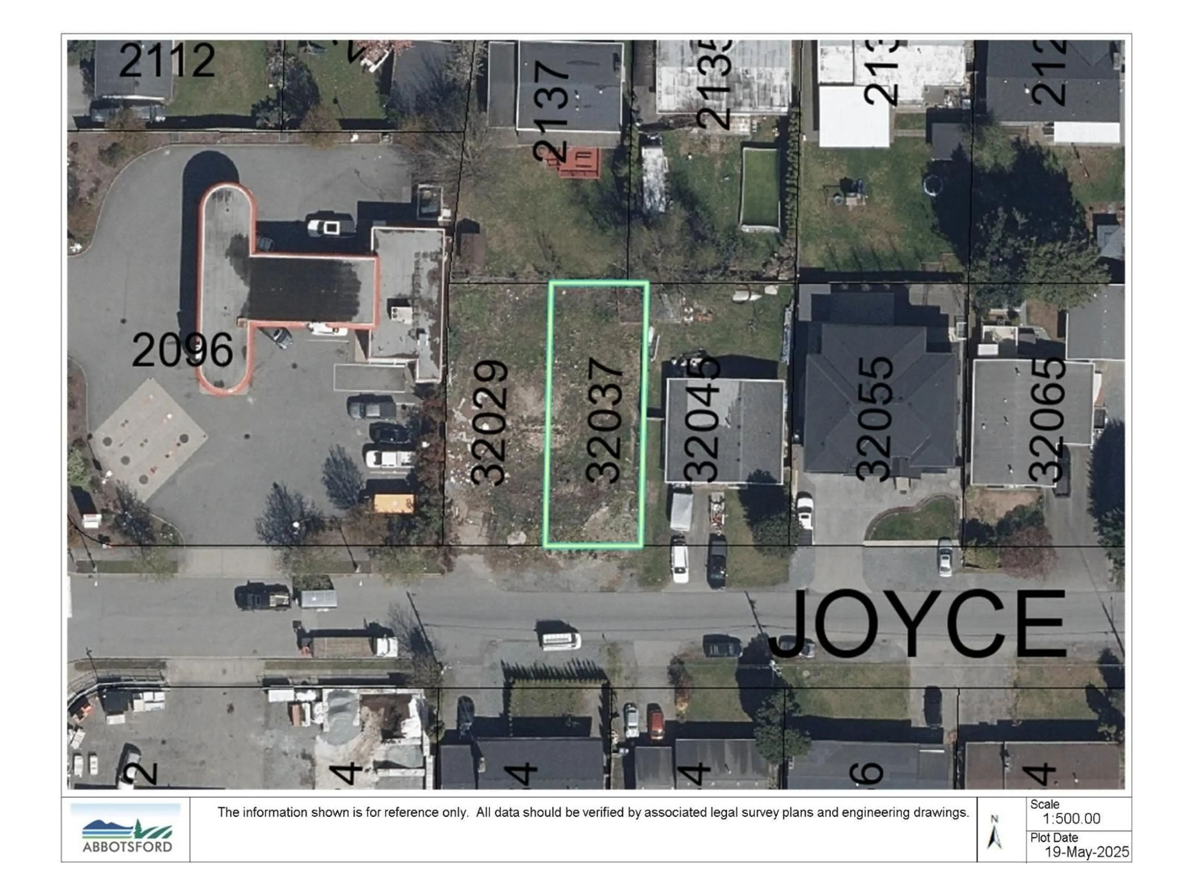 A pic from outside/outdoor area/front of a property/back of a property/a pic from drone, street for 32037 JOYCE, Abbotsford British Columbia V2T1B6