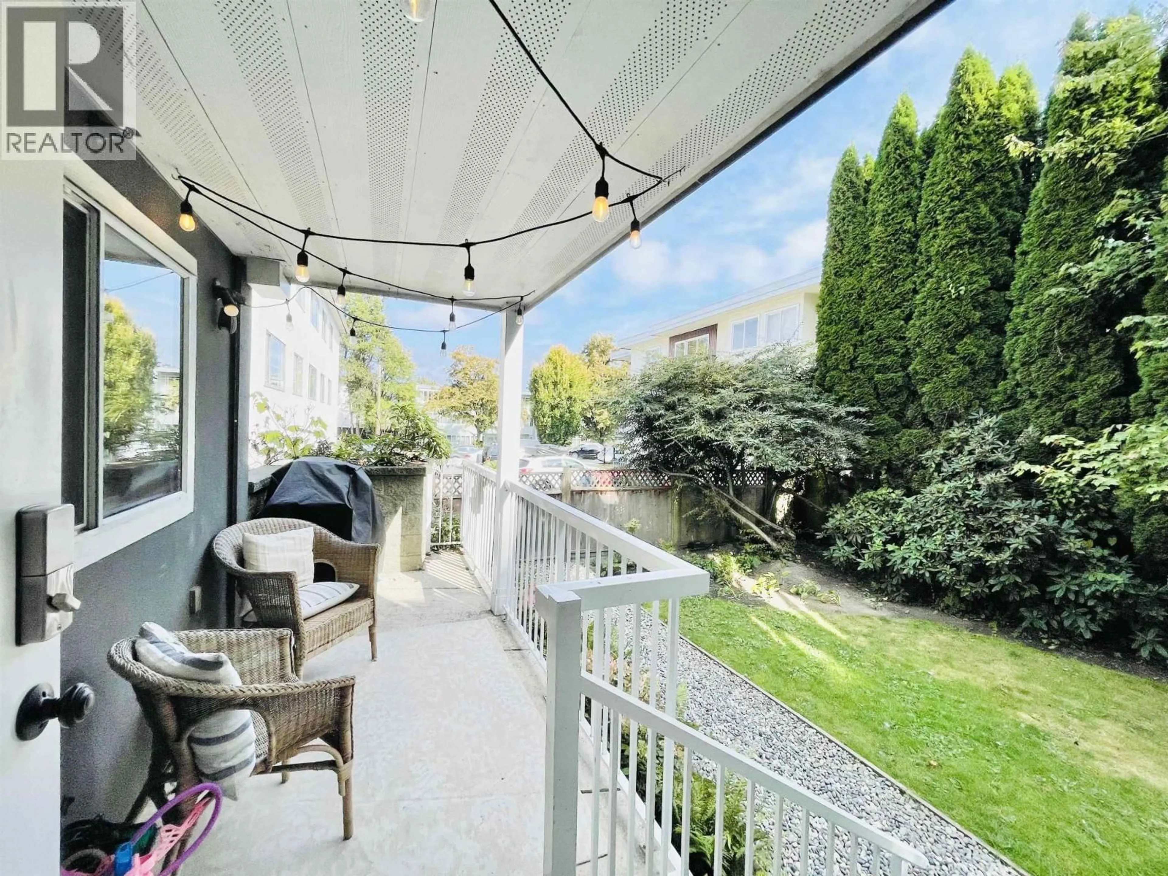 Patio, unknown for 2 - 3238 QUEBEC STREET, Vancouver British Columbia V5V3J7