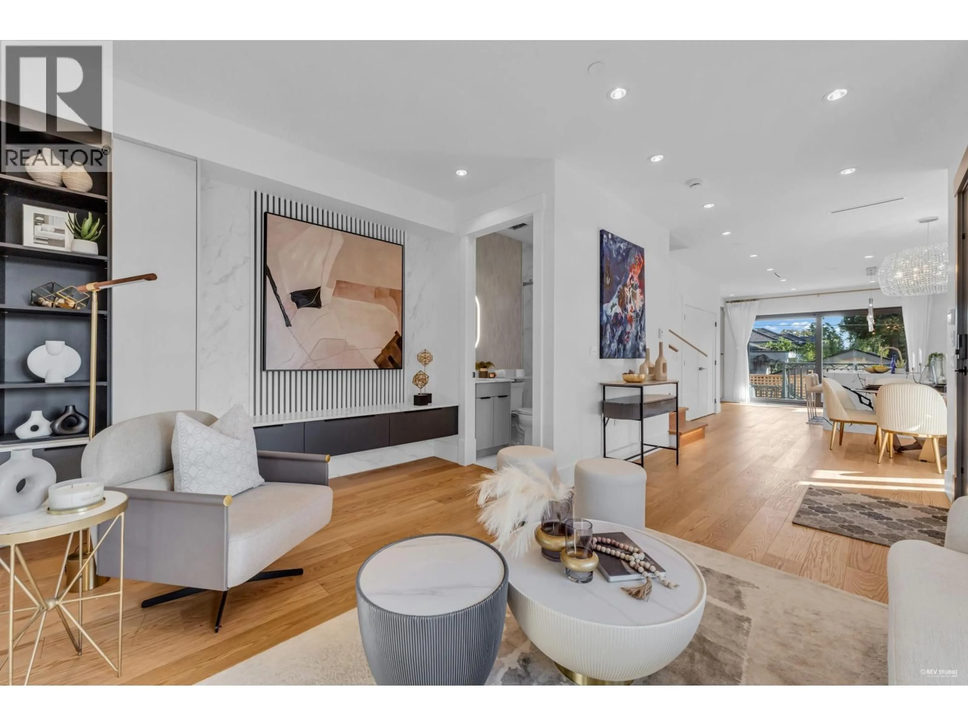 Living room with furniture, unknown for 8420 WILTSHIRE STREET, Vancouver British Columbia V6P2V8