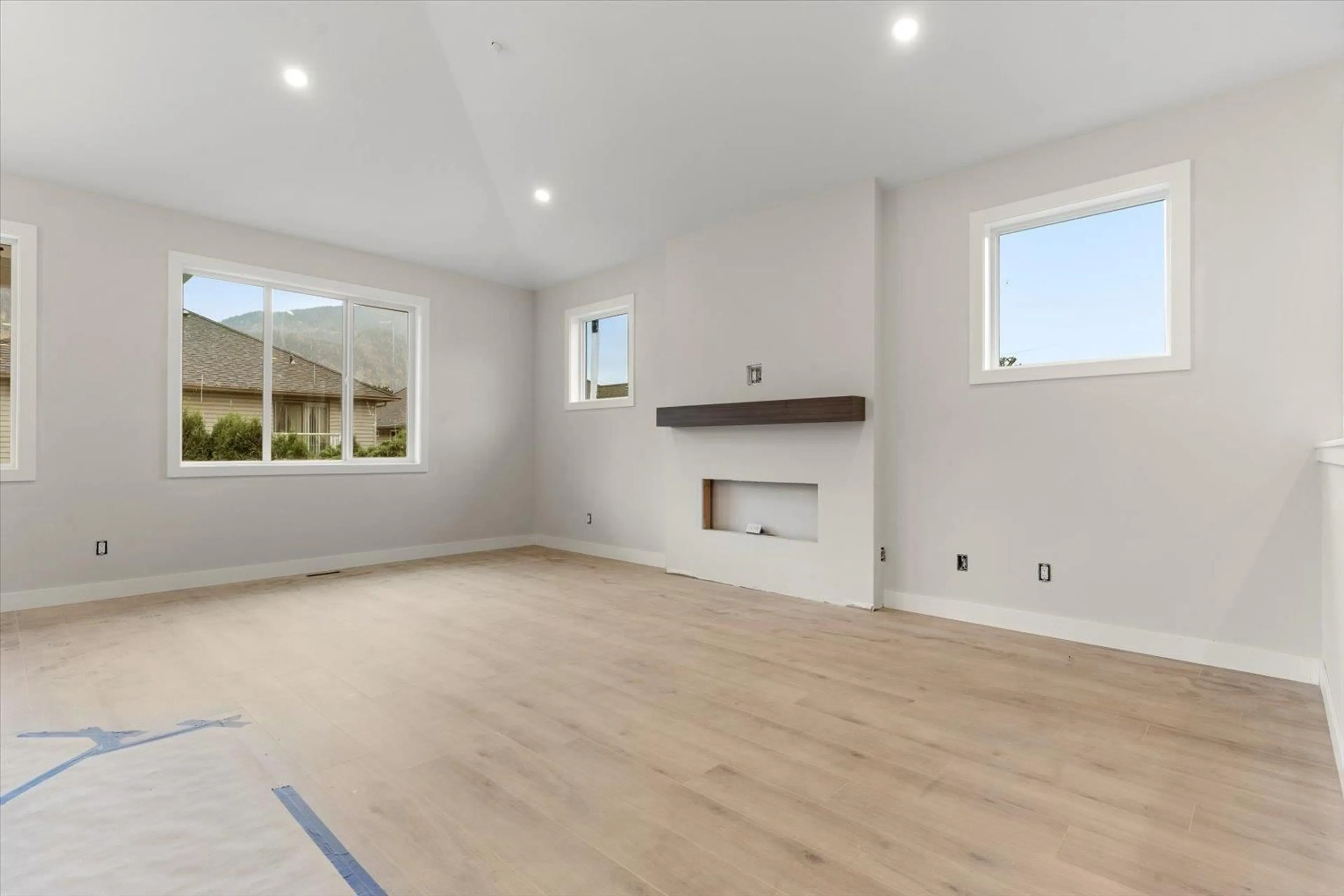 A pic of a room for 44428 KEITH WILSON ROAD, Chilliwack British Columbia V2R4B6